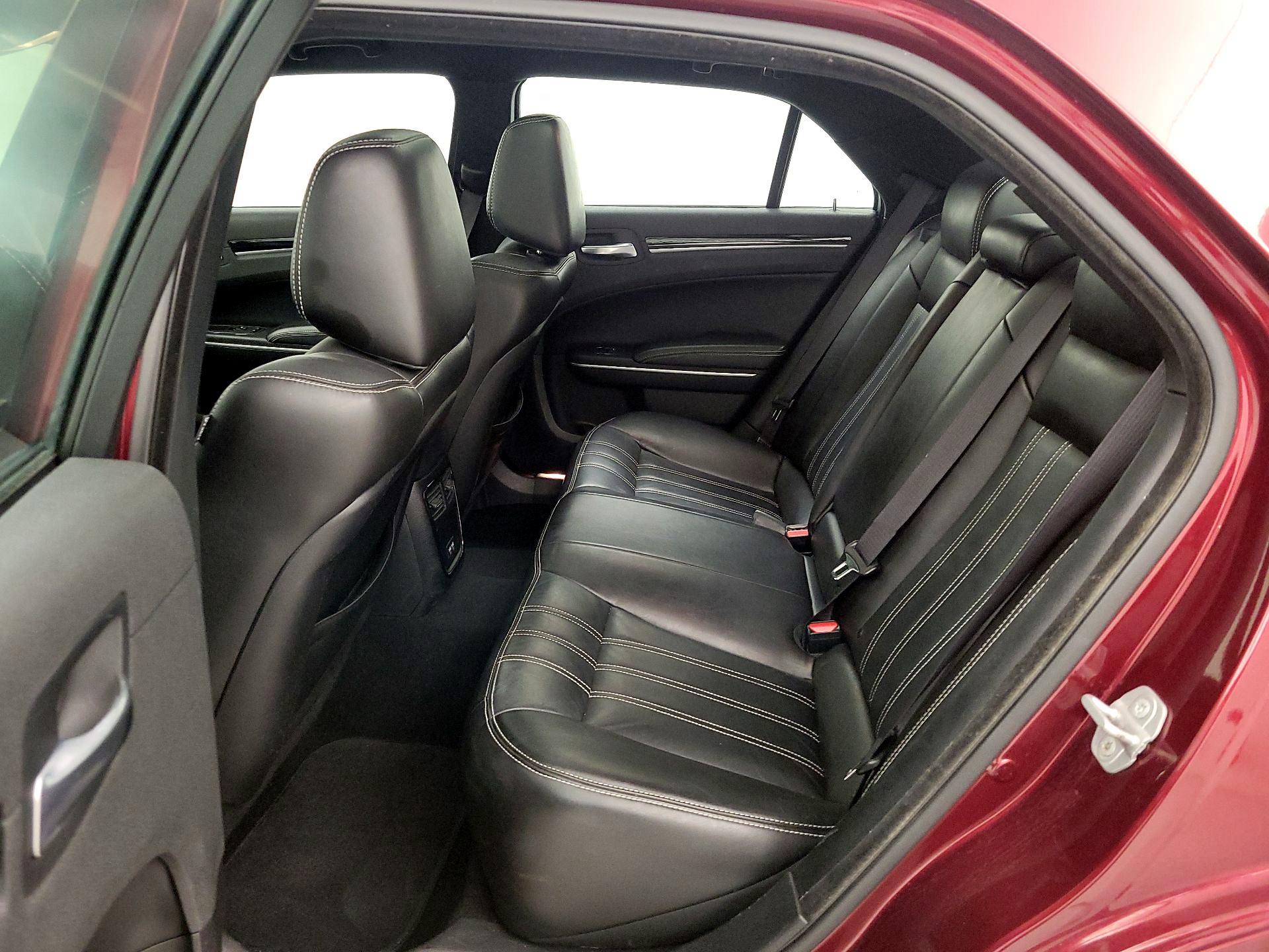 Thumbnail: 2021 Chrysler 300 - 19