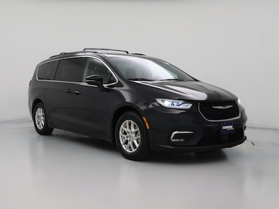 Black 2022 Chrysler Pacifica Touring L