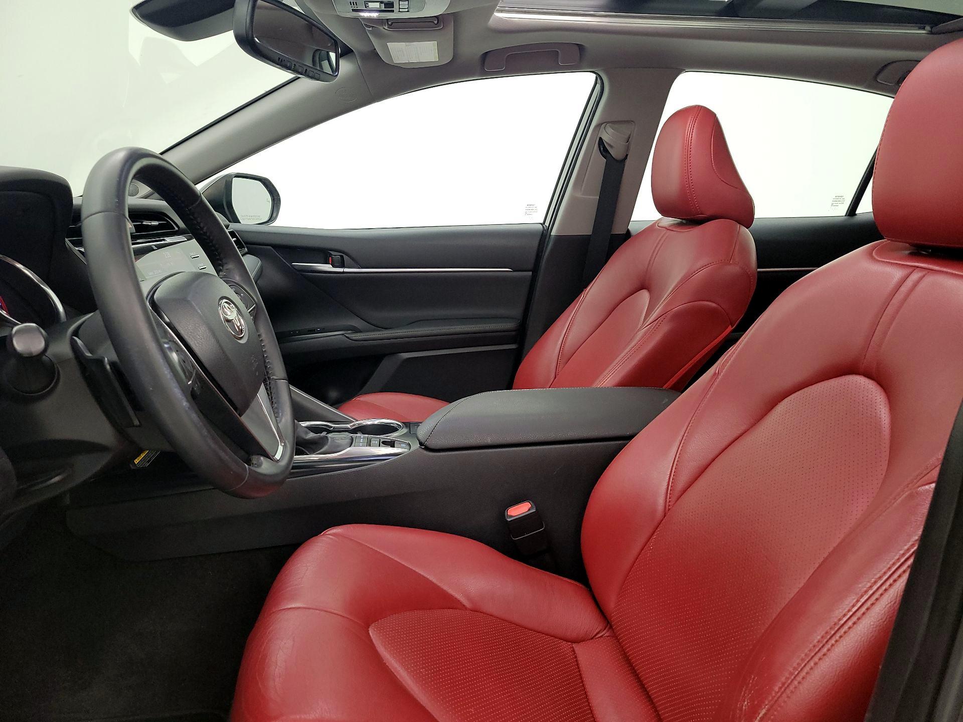 Thumbnail: 2020 Toyota Camry - 11