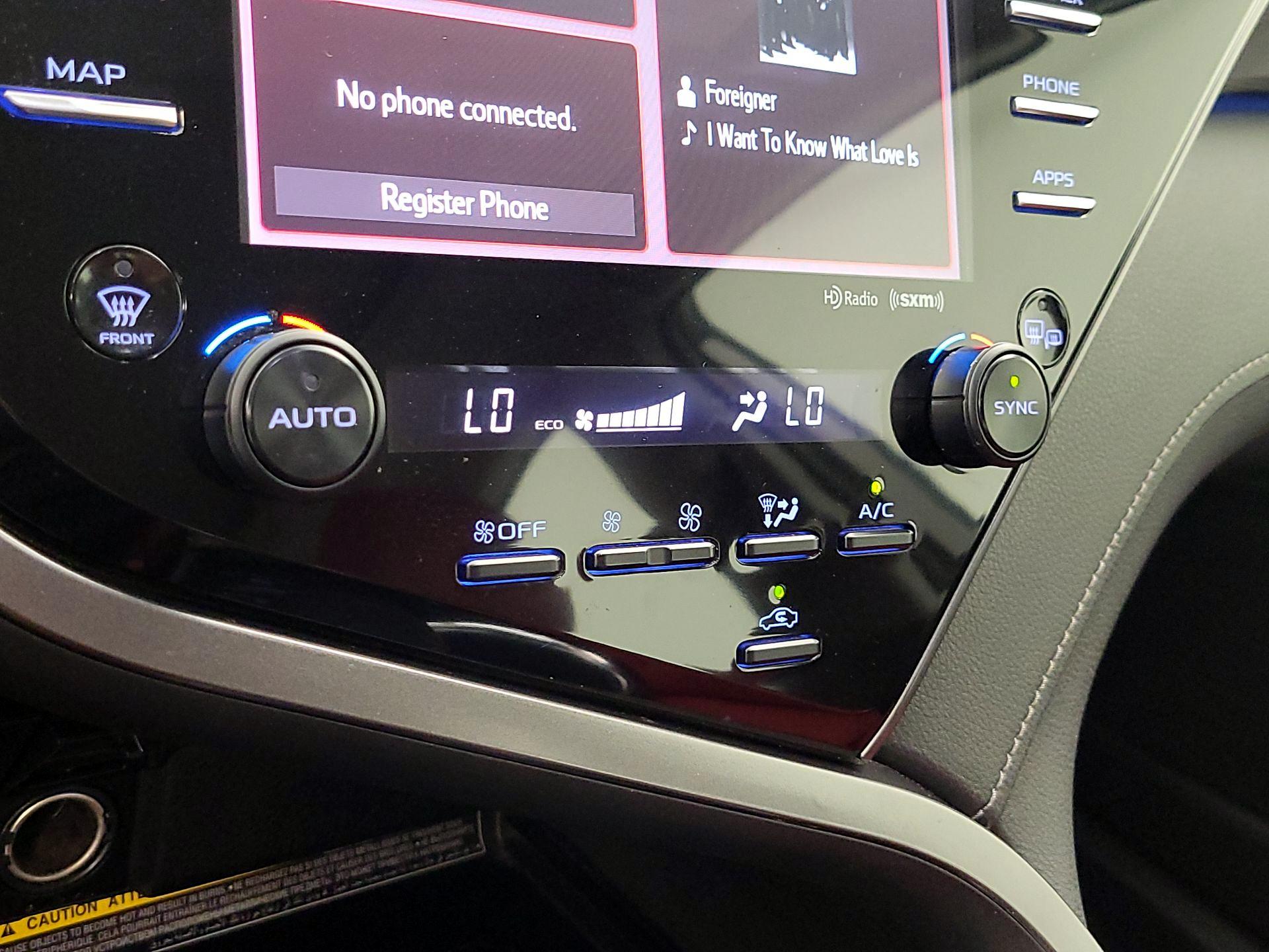 Thumbnail: 2020 Toyota Camry - 16