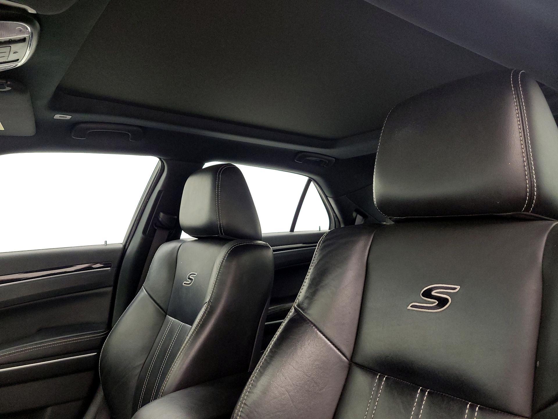 Thumbnail: 2021 Chrysler 300 - 19
