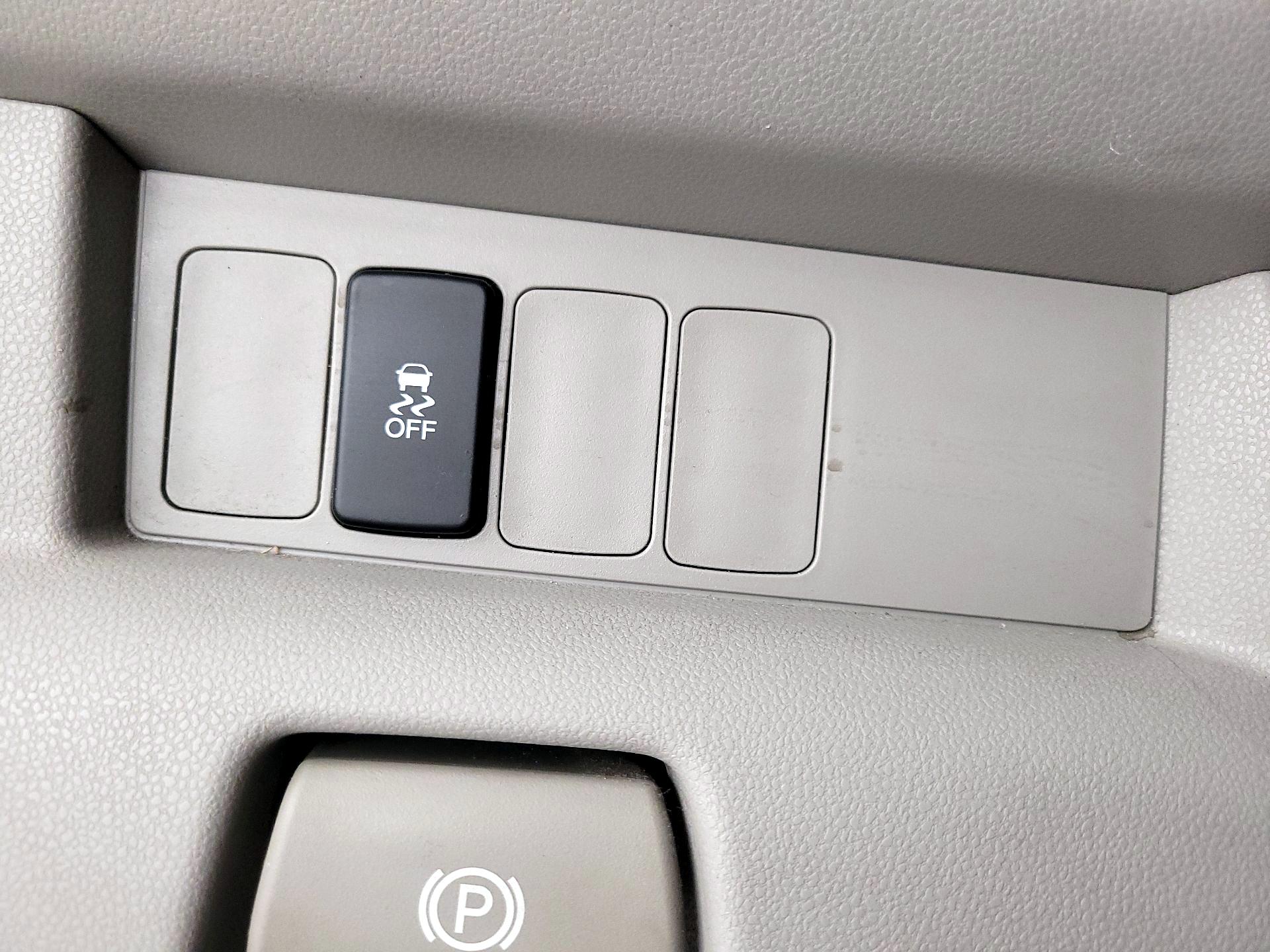 Thumbnail: 2015 Honda Pilot - 13