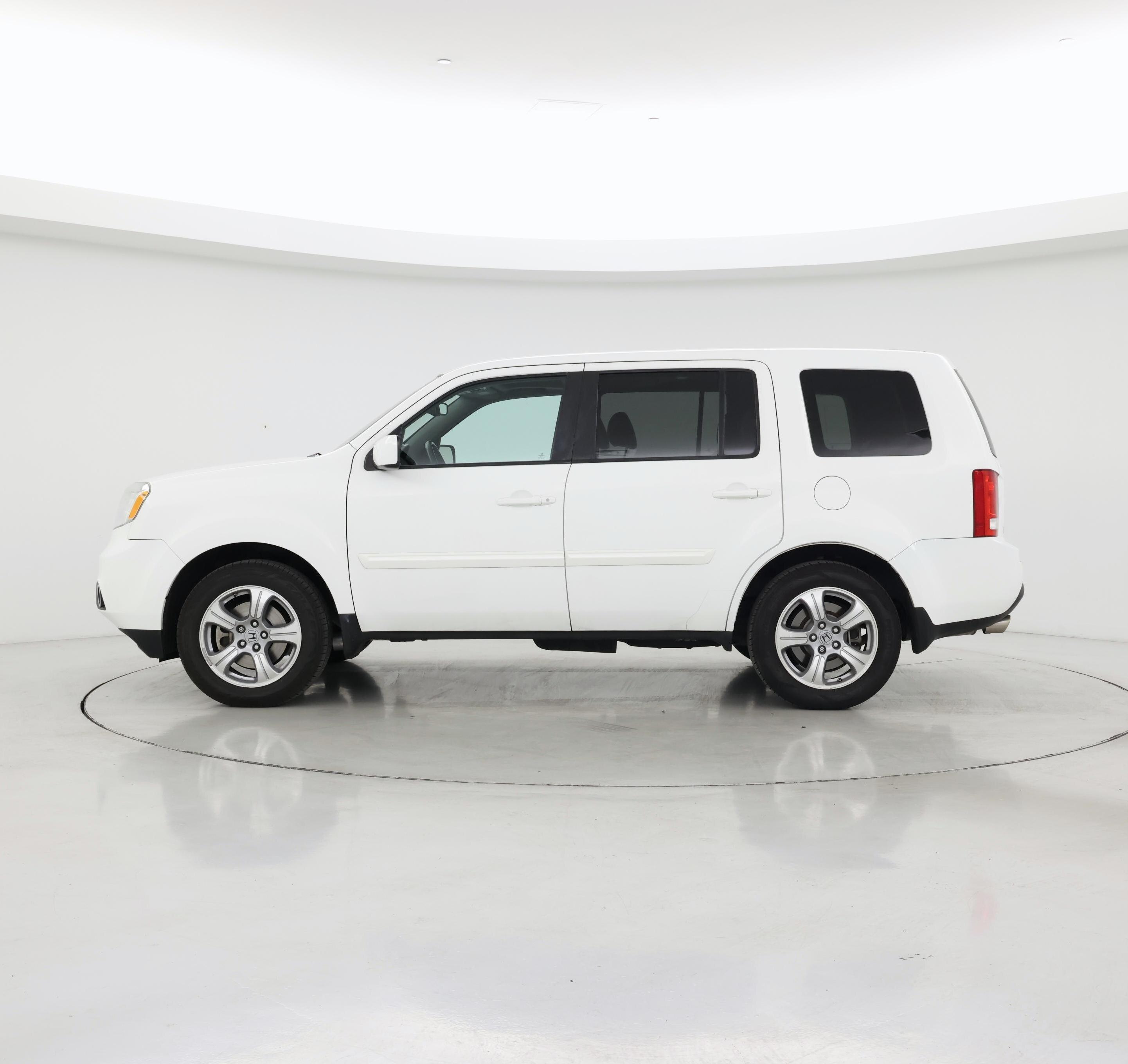 Thumbnail: 2015 Honda Pilot - 3