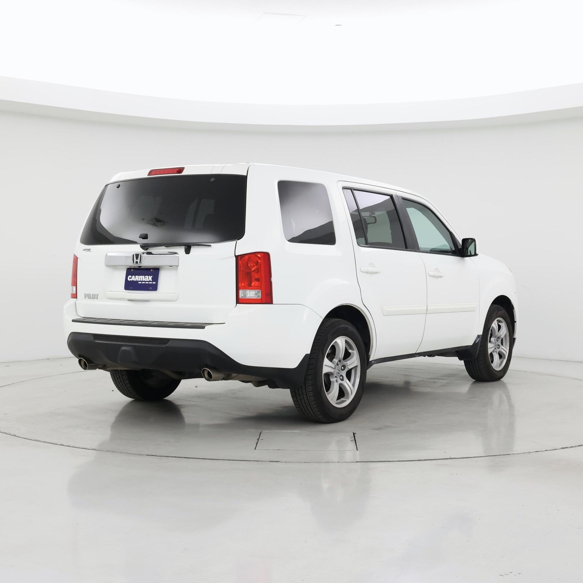 Thumbnail: 2015 Honda Pilot - 8