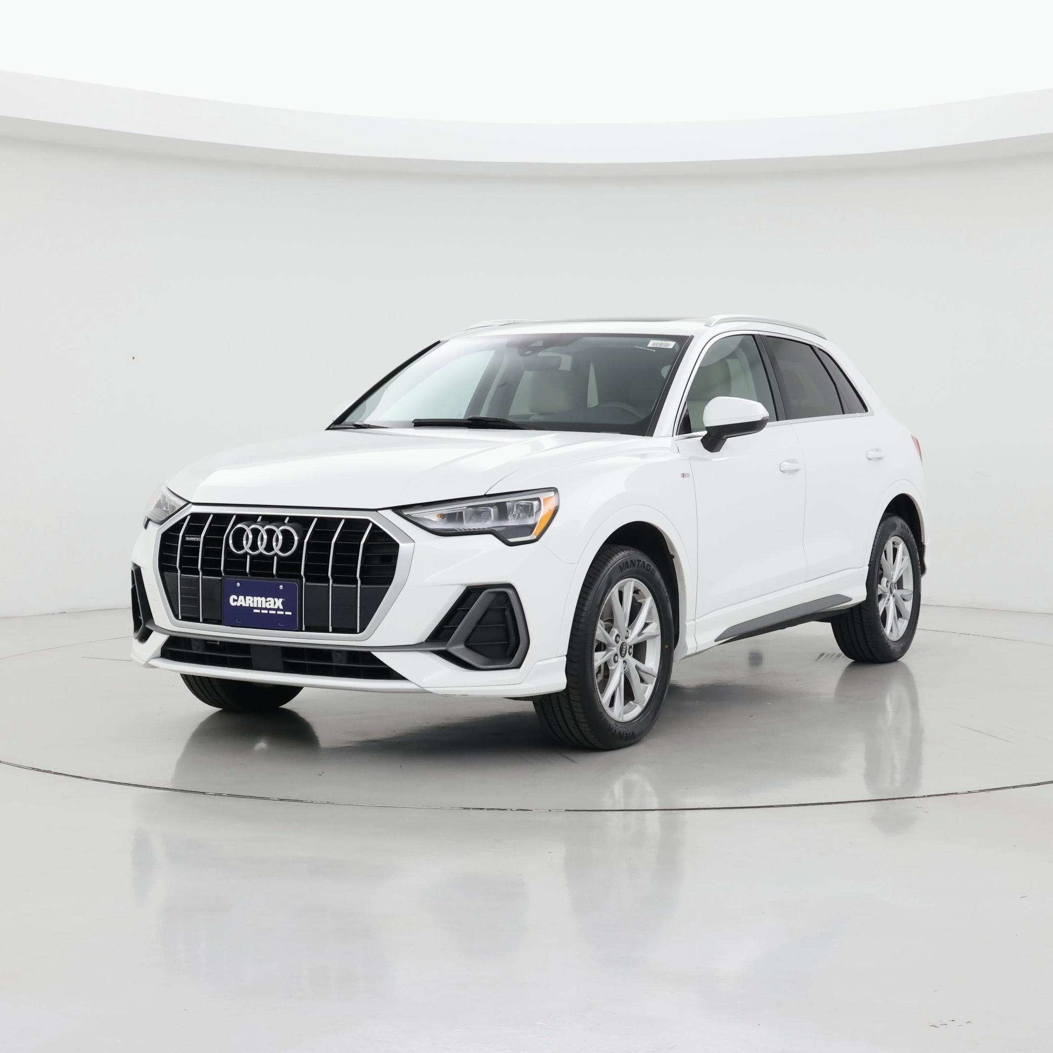 Thumbnail: 2022 Audi Q3 - 4