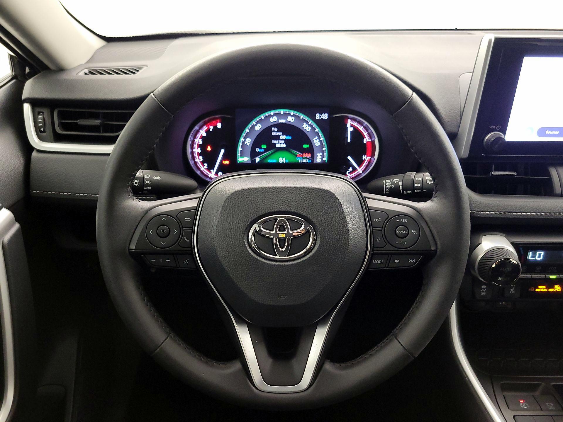 Thumbnail: 2024 Toyota RAV4 - 10