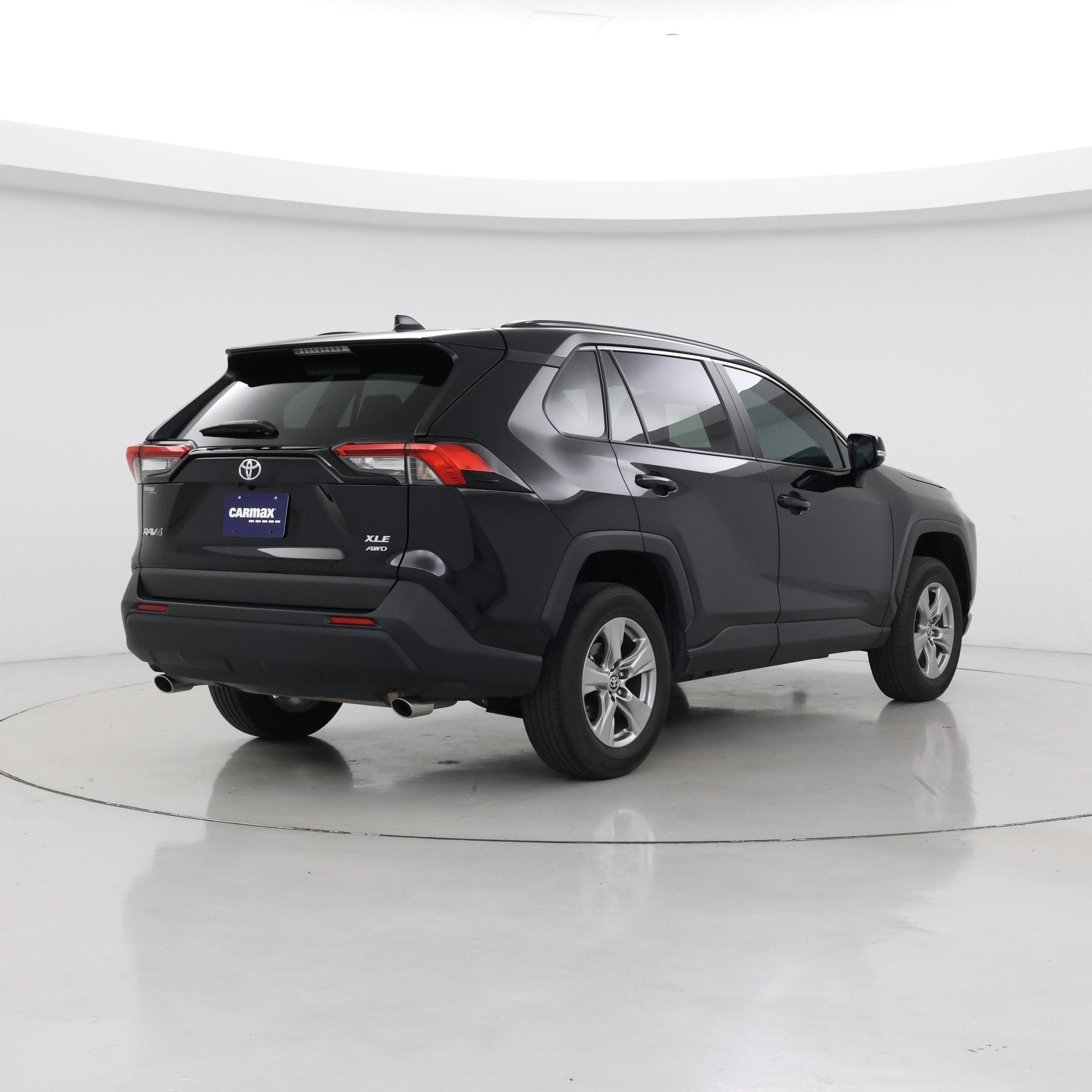 Thumbnail: 2024 Toyota RAV4 - 8