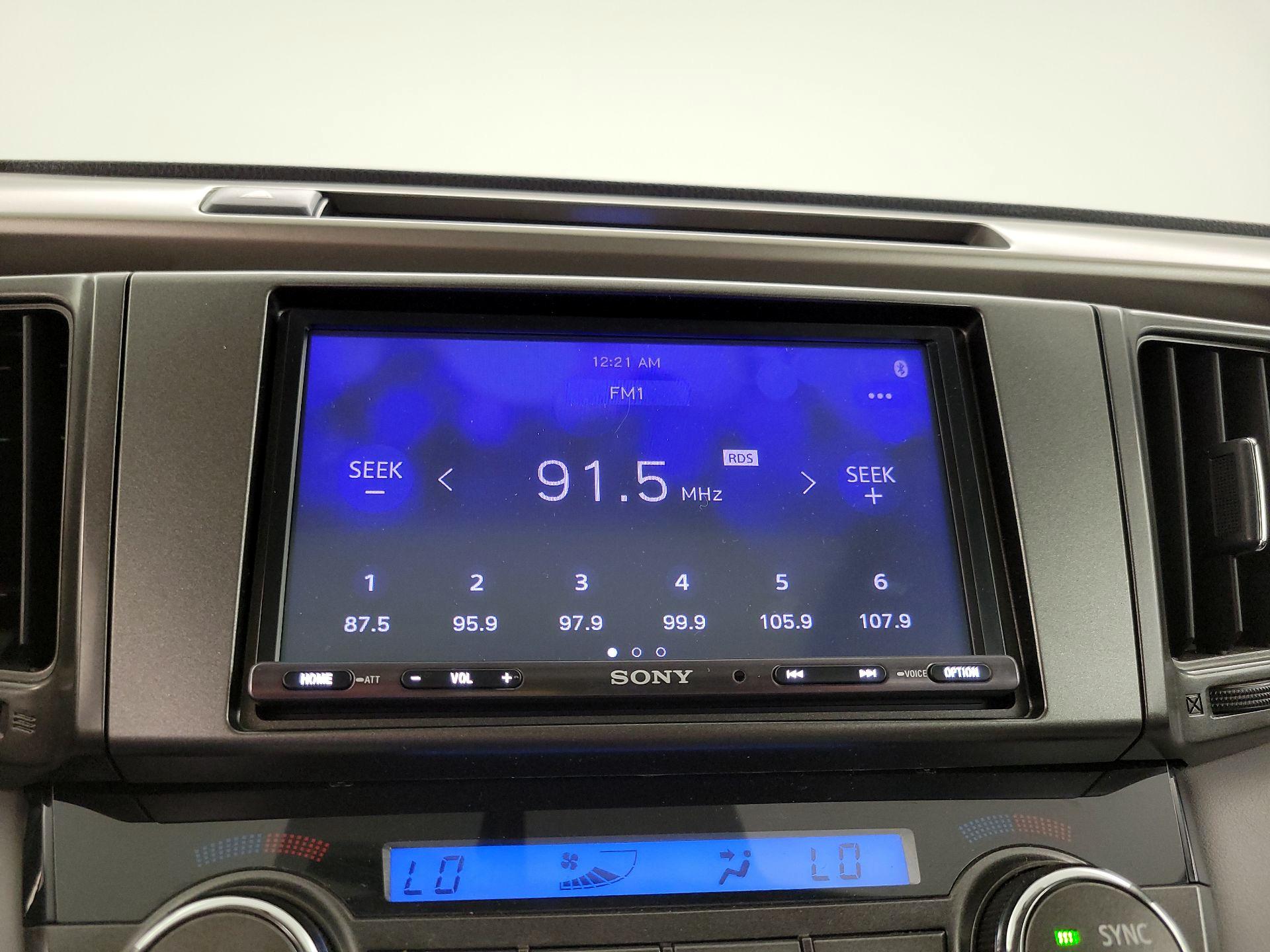 Thumbnail: 2014 Toyota RAV4 - 15
