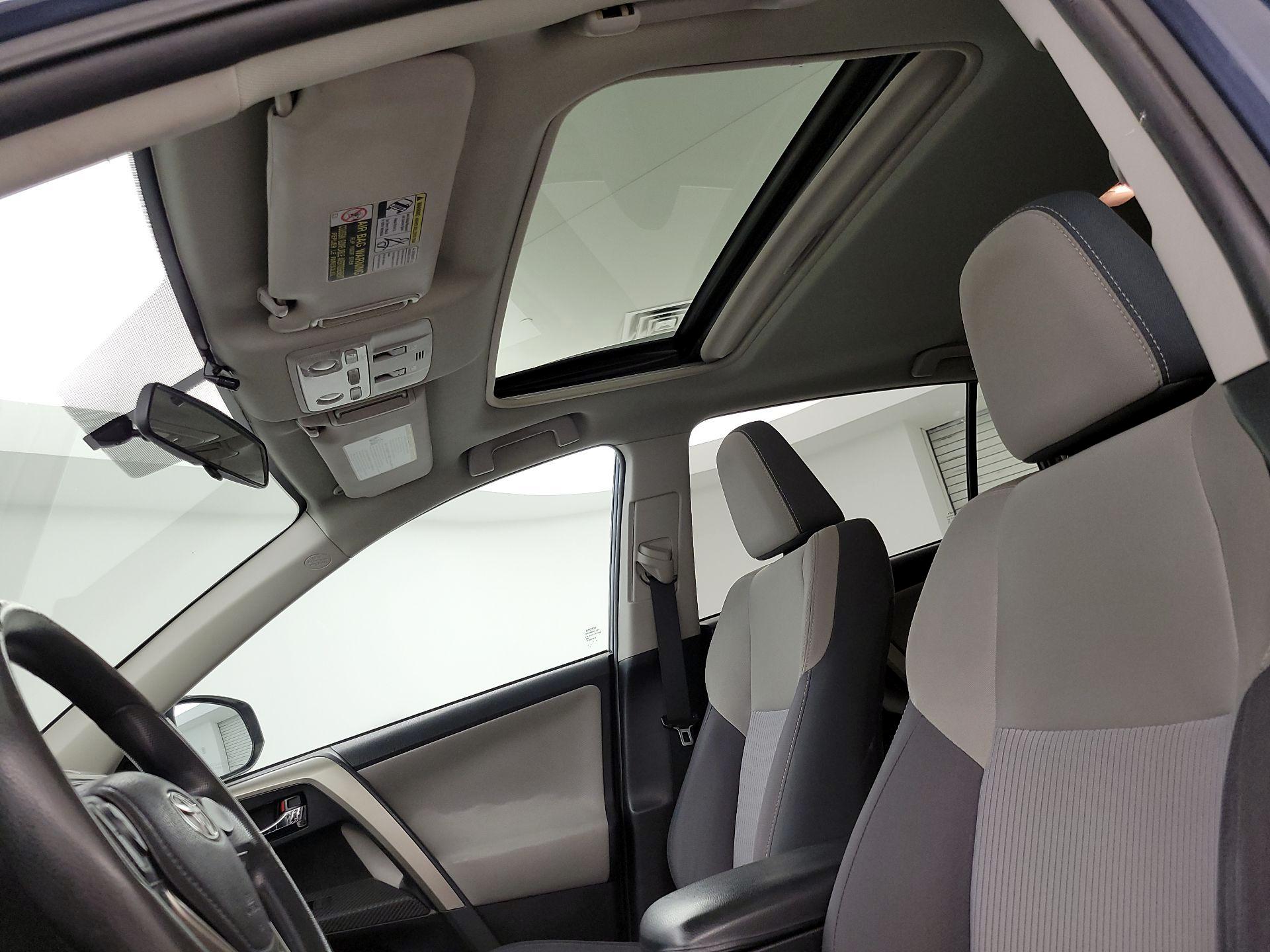 Thumbnail: 2014 Toyota RAV4 - 19