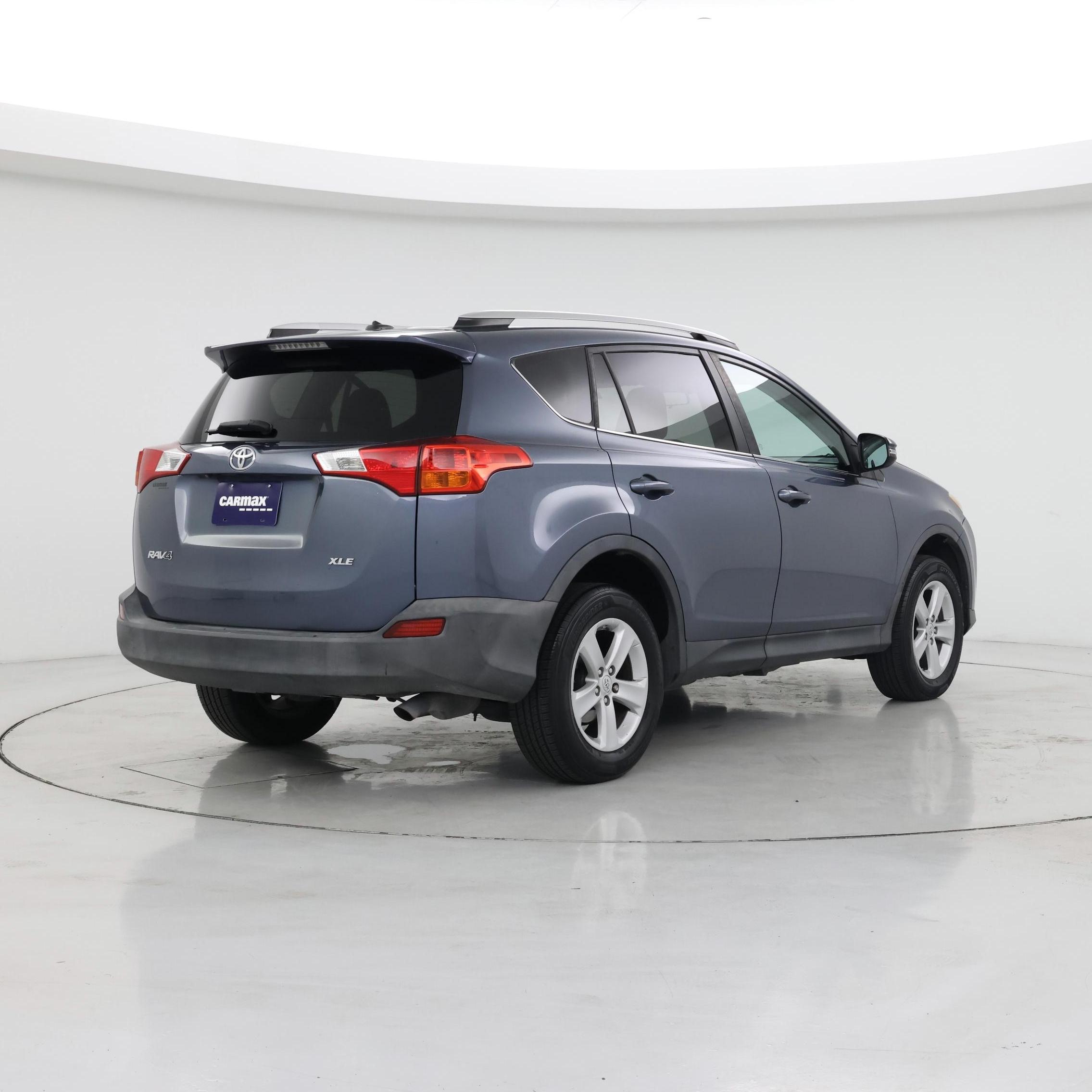 Thumbnail: 2014 Toyota RAV4 - 8