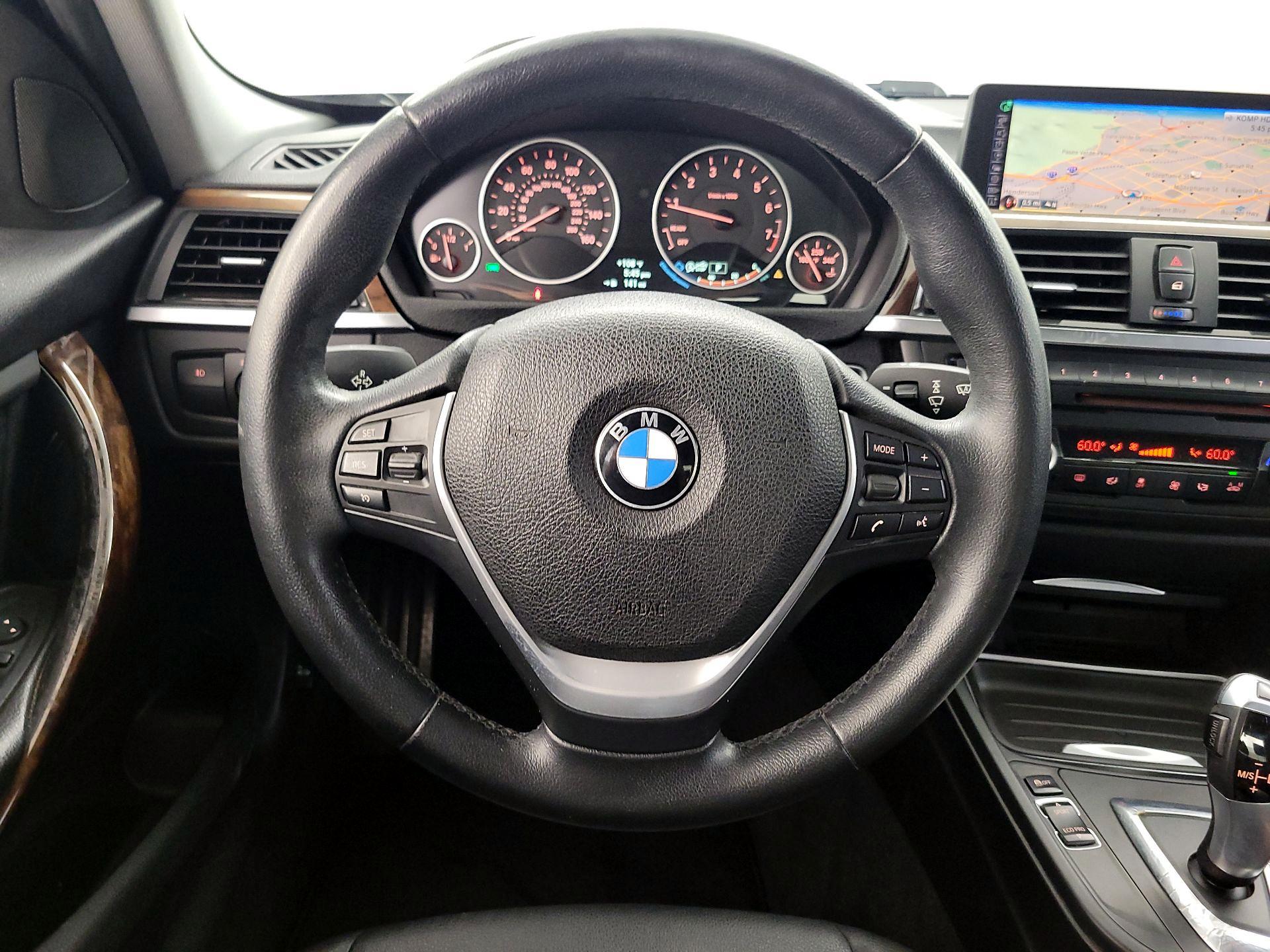 Thumbnail: 2014 BMW 3 Series - 10