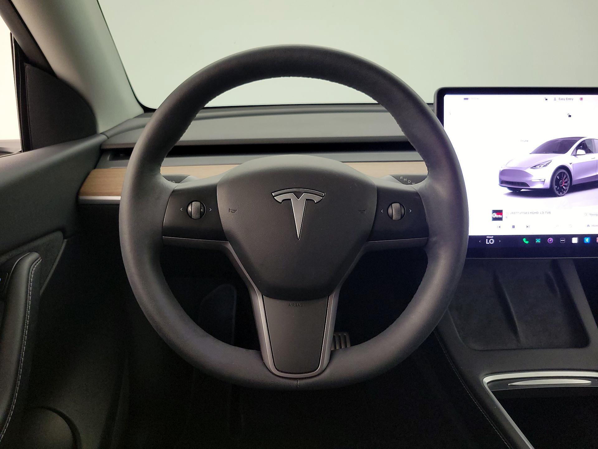 Thumbnail: 2022 Tesla Model Y - 10