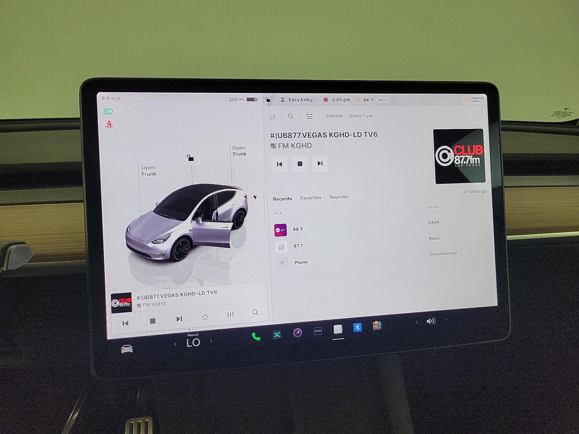 Thumbnail: 2022 Tesla Model Y - 15