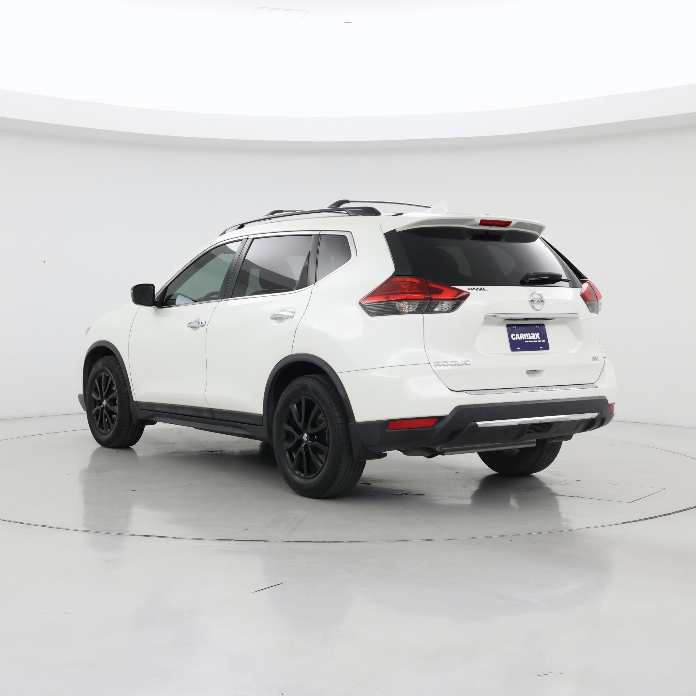Thumbnail: 2017 Nissan Rogue - 2