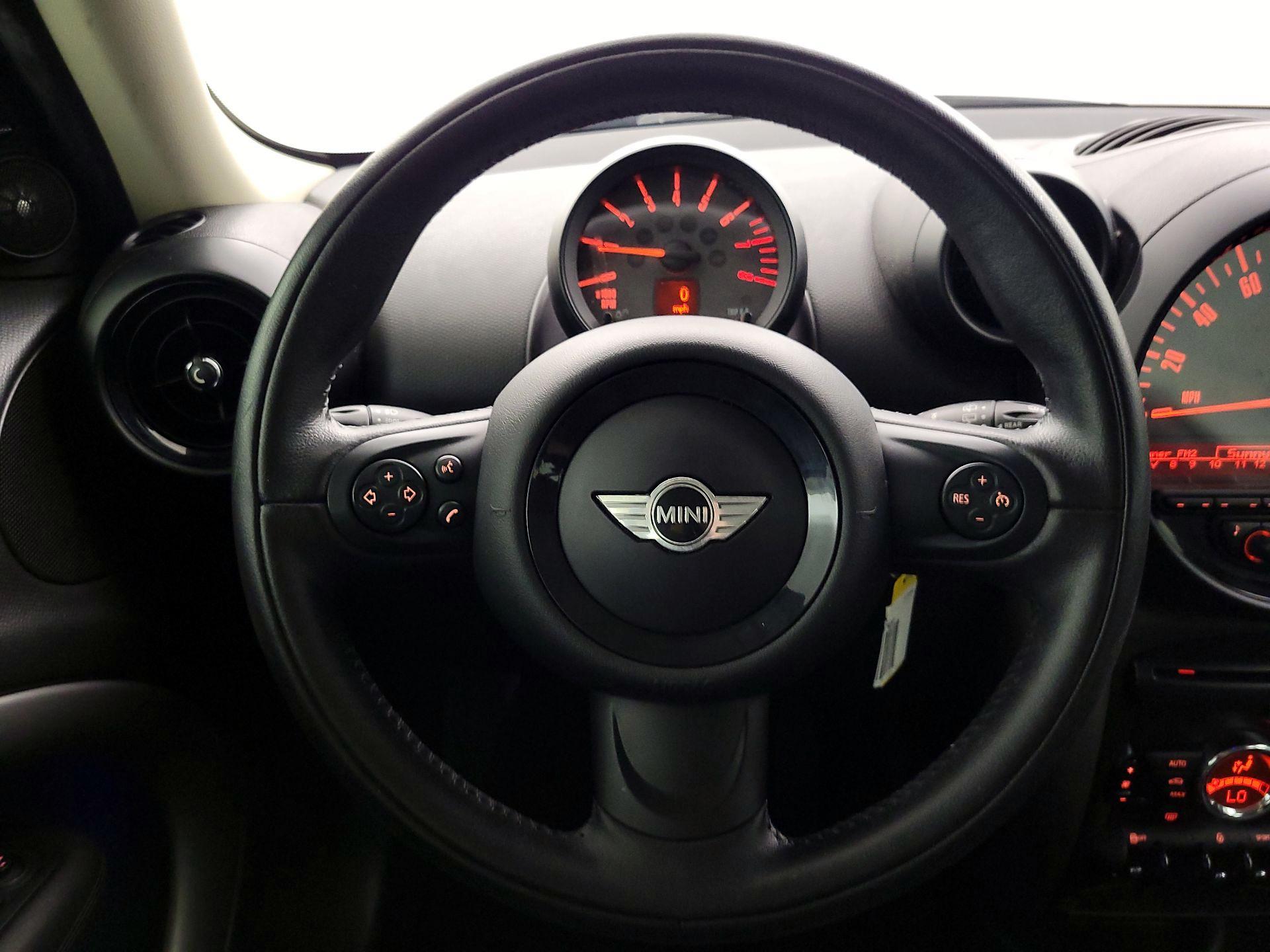 Thumbnail: 2016 MINI Cooper Countryman - 10