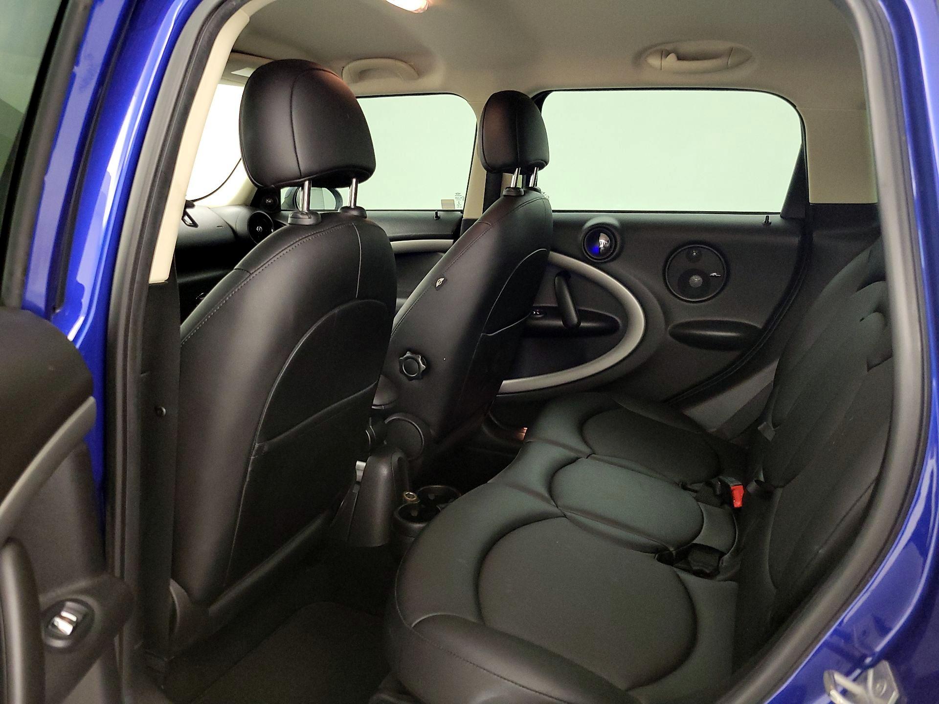 Thumbnail: 2016 MINI Cooper Countryman - 17