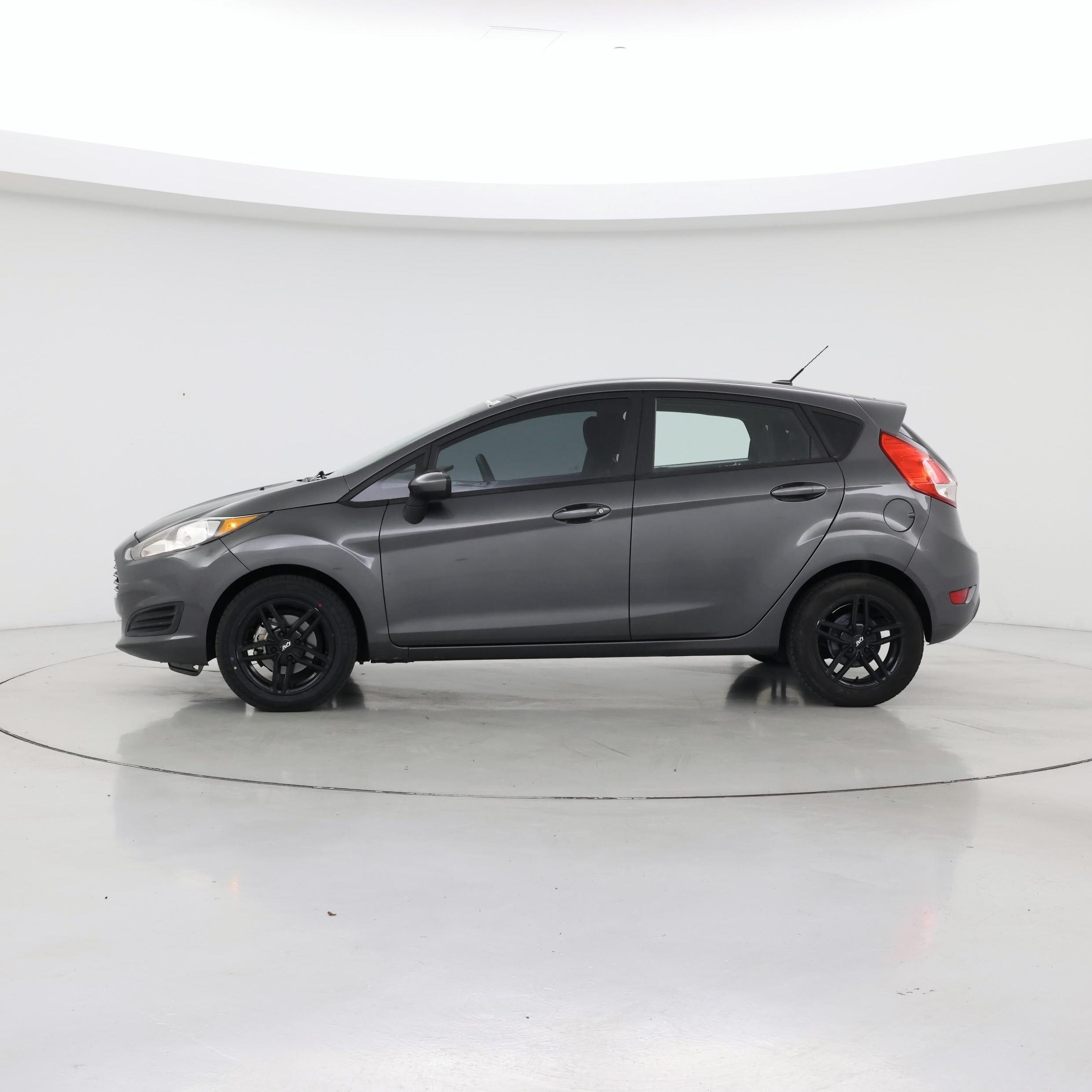 Thumbnail: 2019 Ford Fiesta - 3