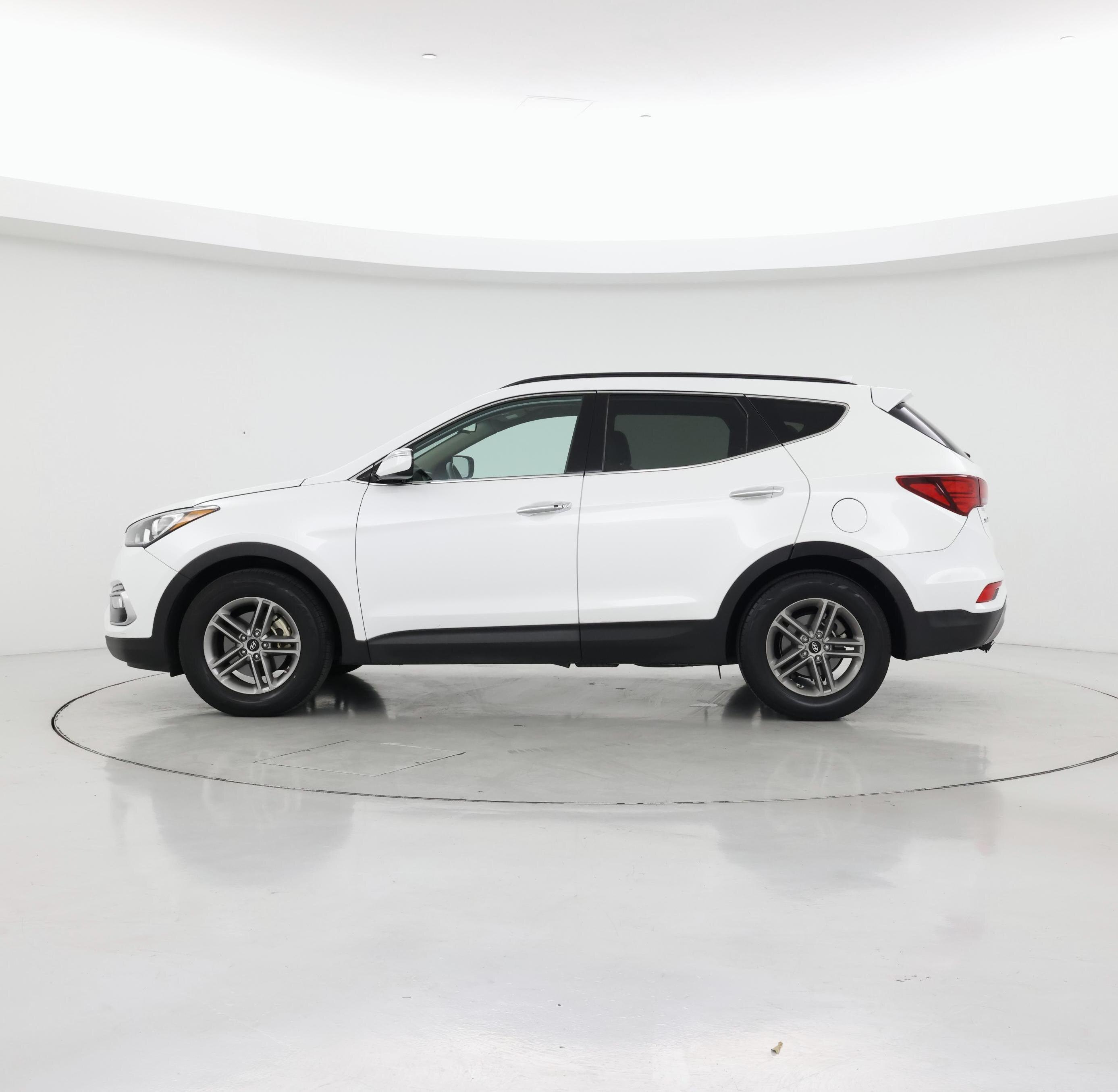 Thumbnail: 2018 Hyundai Santa Fe - 3