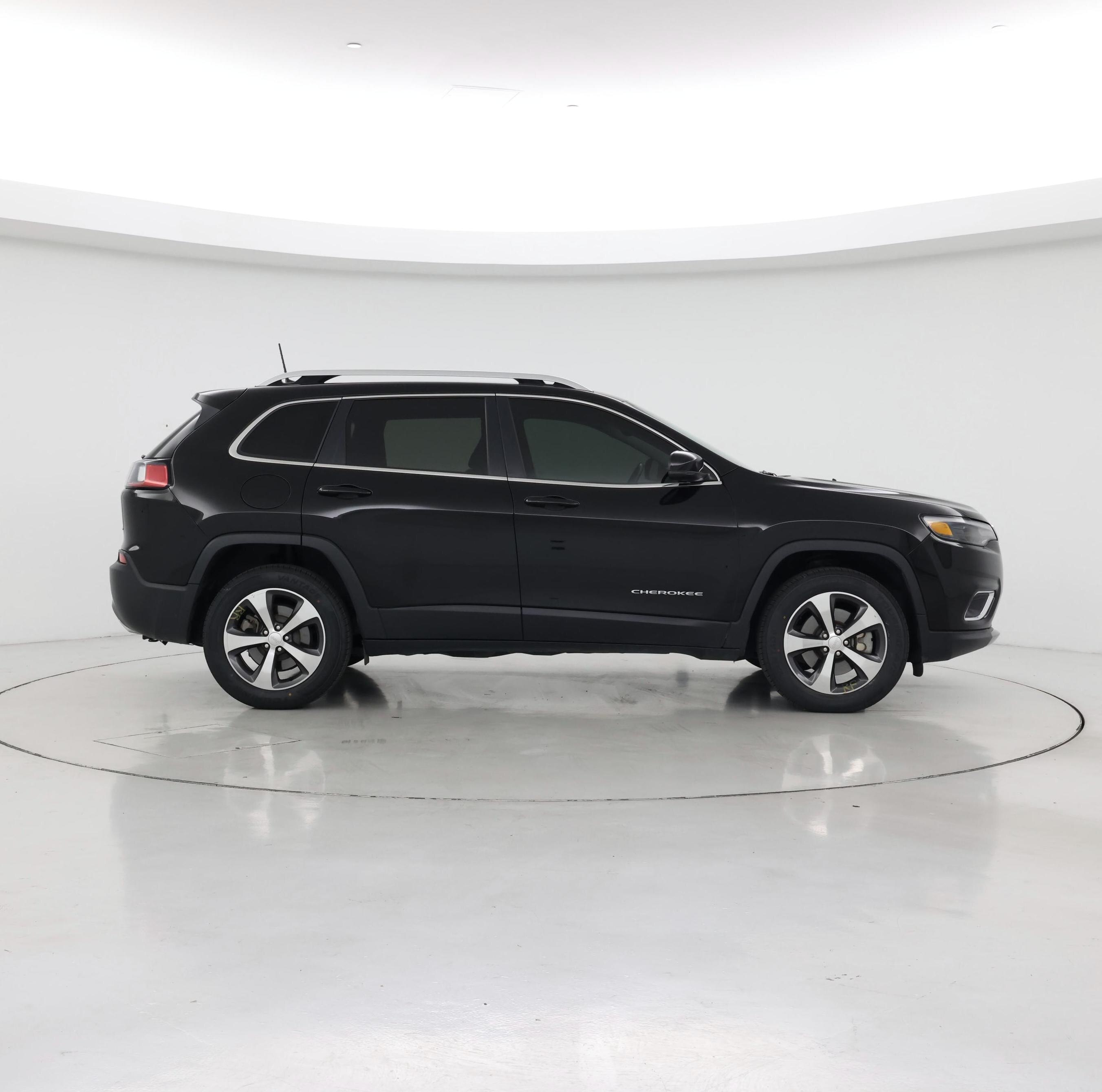 Thumbnail: 2019 Jeep Cherokee - 7