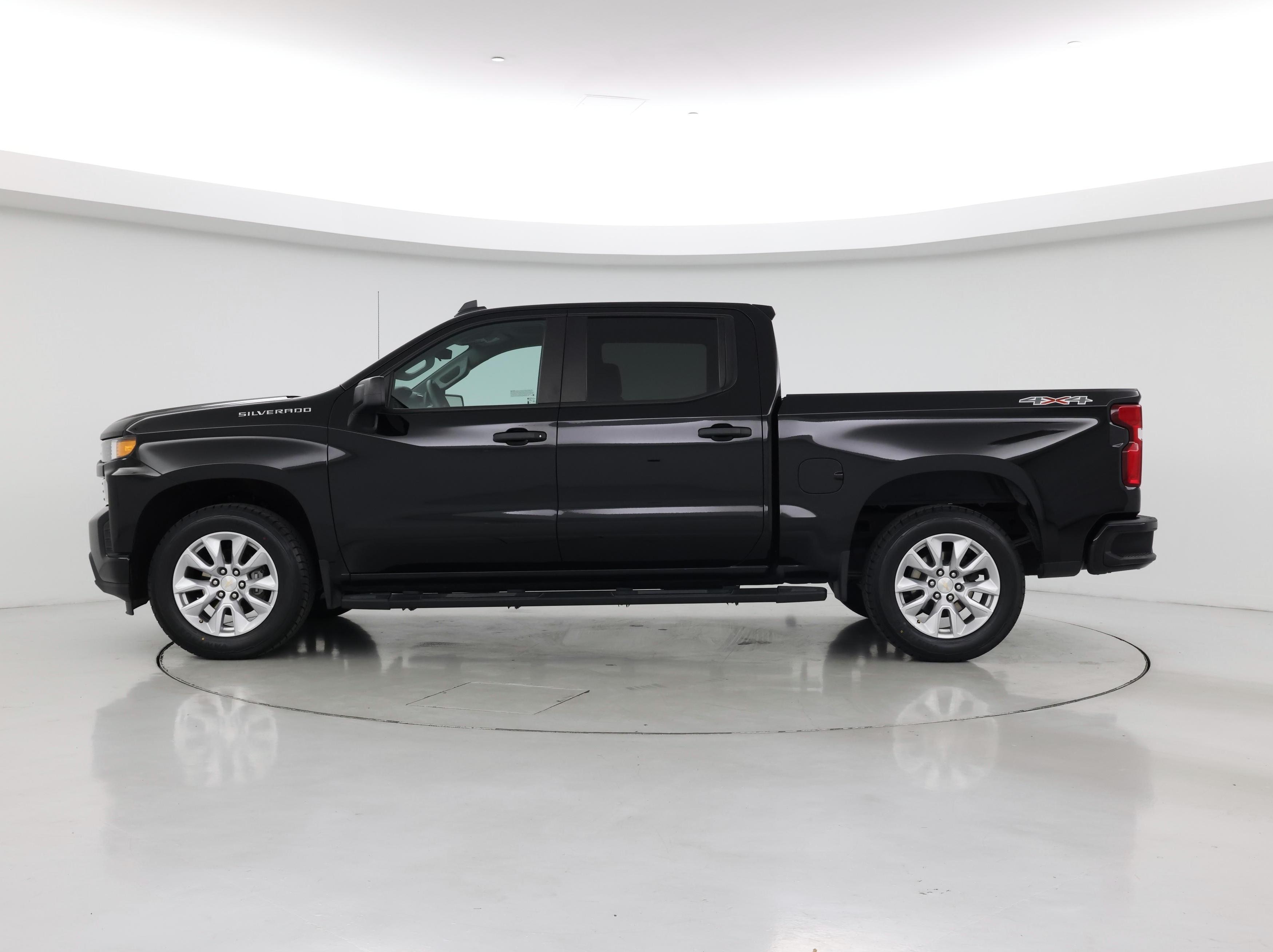 Thumbnail: 2022 Chevrolet Silverado 1500 - 3
