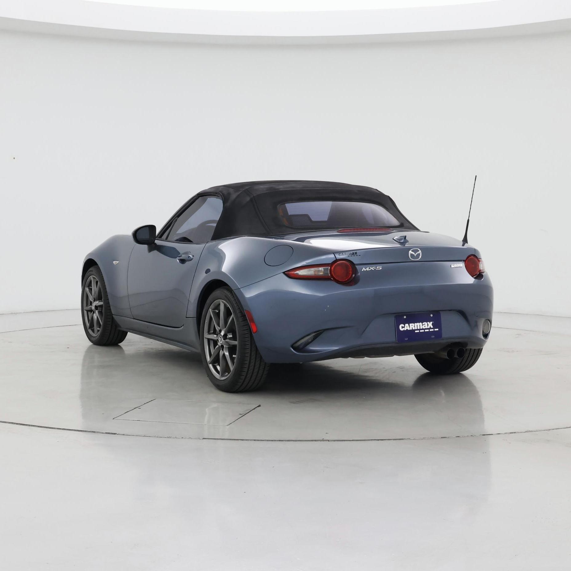 Thumbnail: 2016 Mazda MX-5 Miata - 2