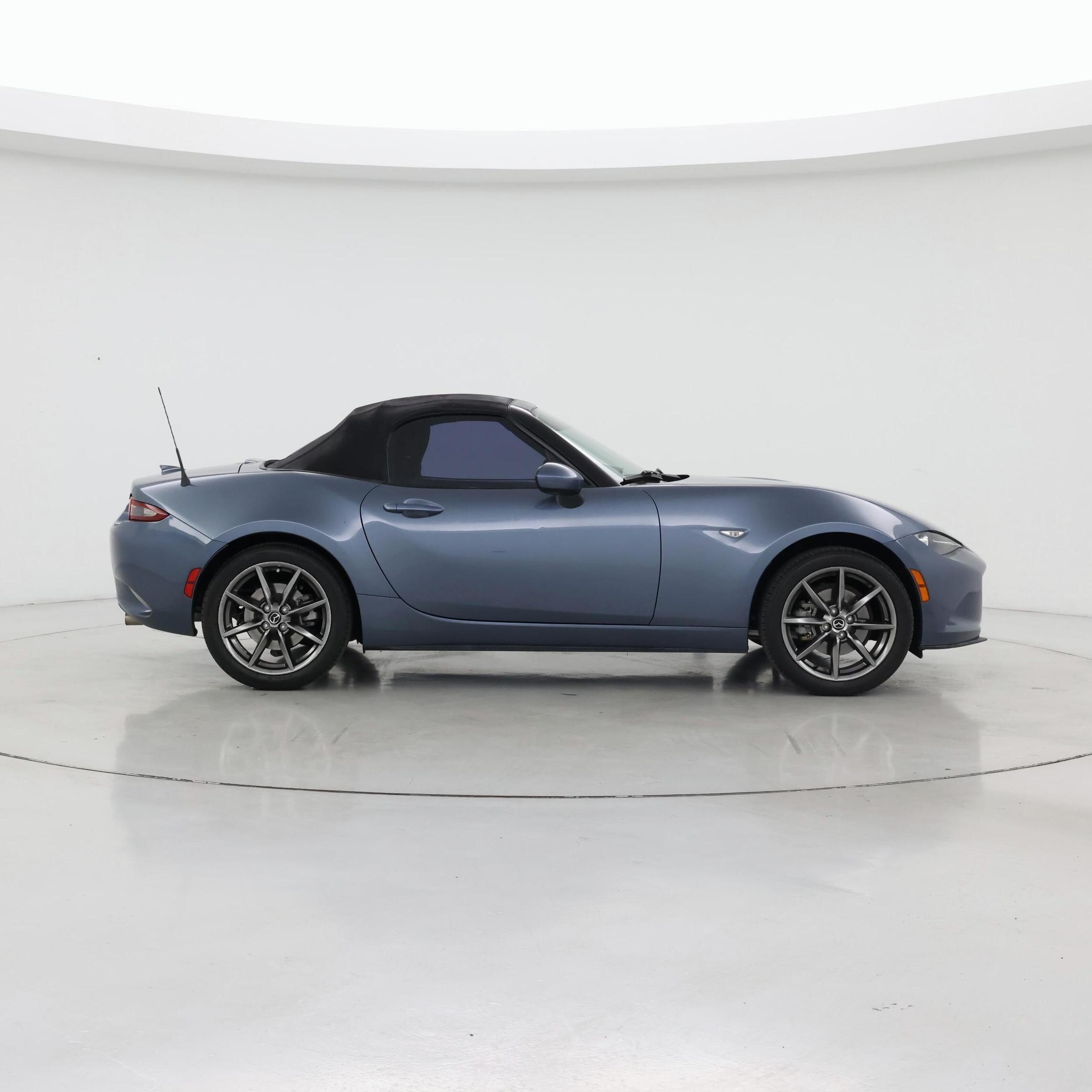 Thumbnail: 2016 Mazda MX-5 Miata - 7