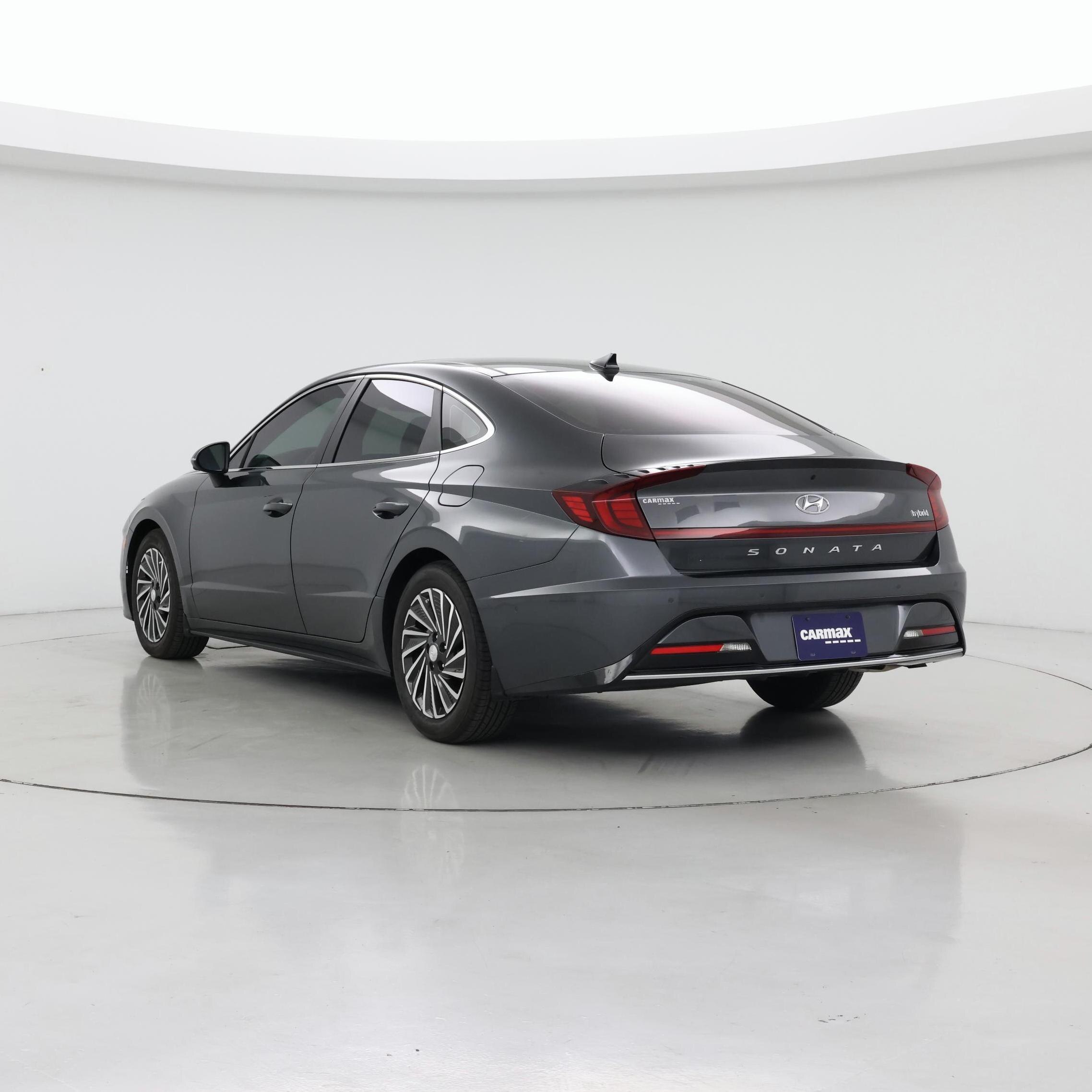 Thumbnail: 2023 Hyundai Sonata - 2