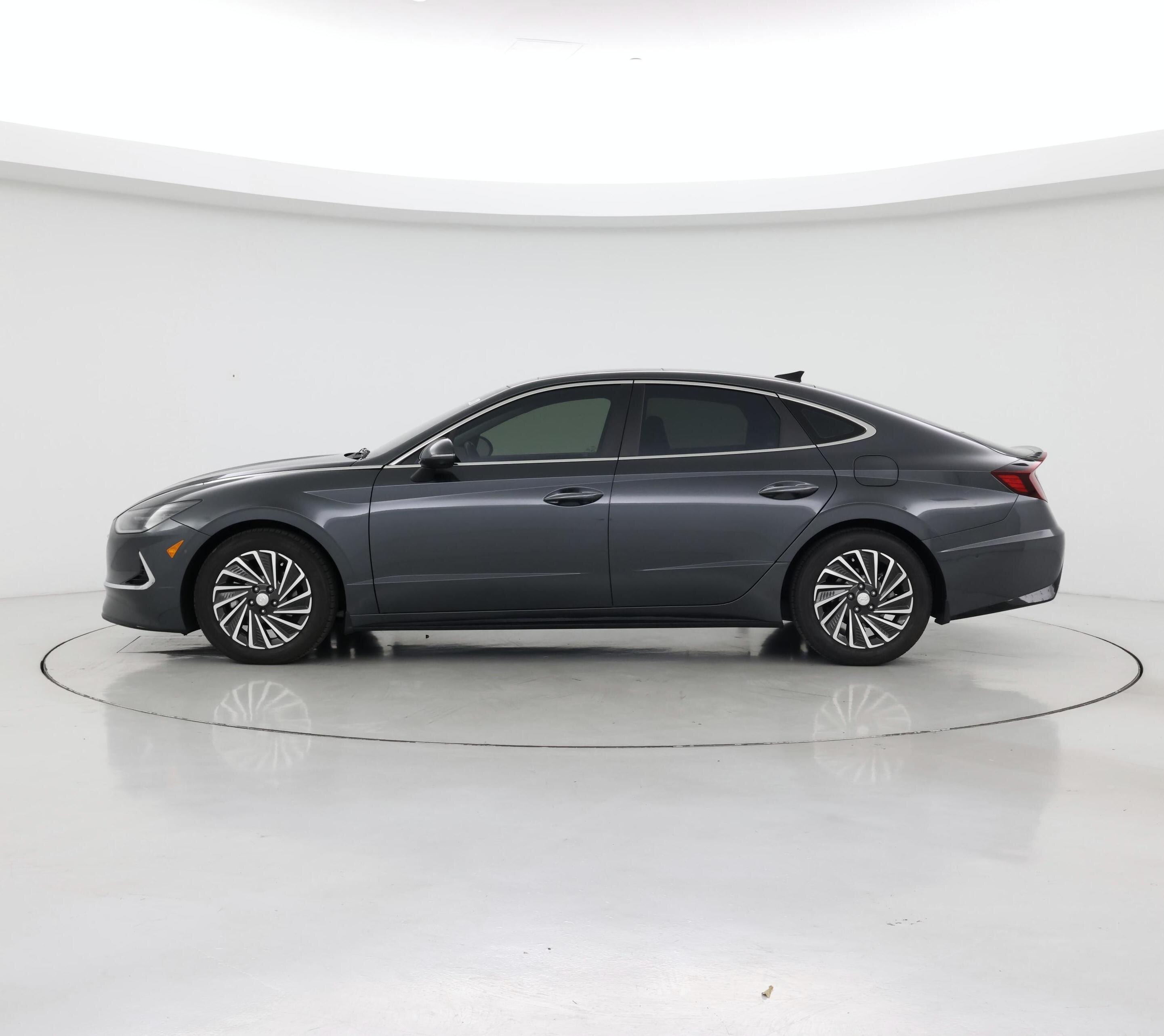 Thumbnail: 2023 Hyundai Sonata - 3
