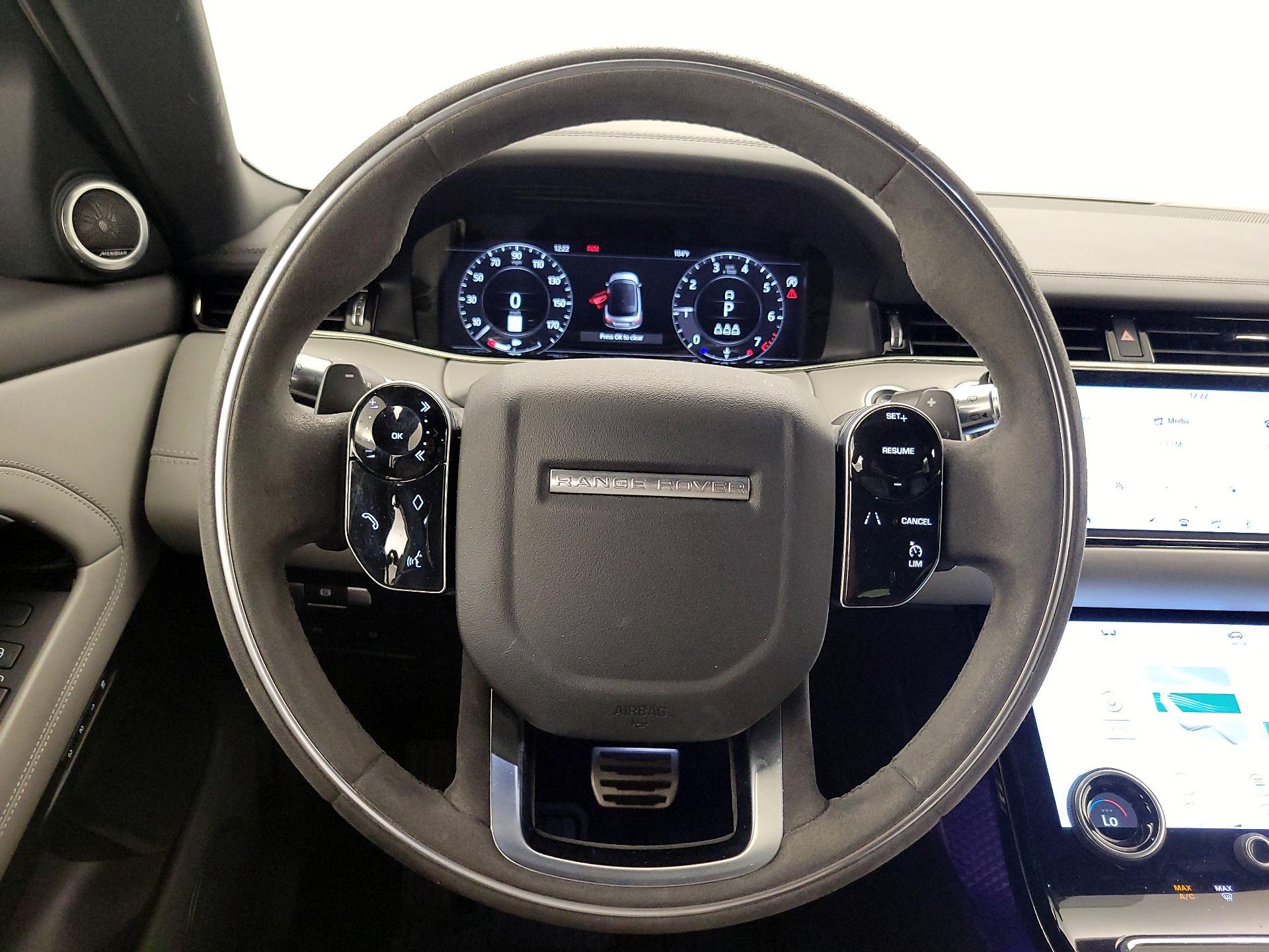 Thumbnail: 2020 Land Rover Range Rover Evoque - 10