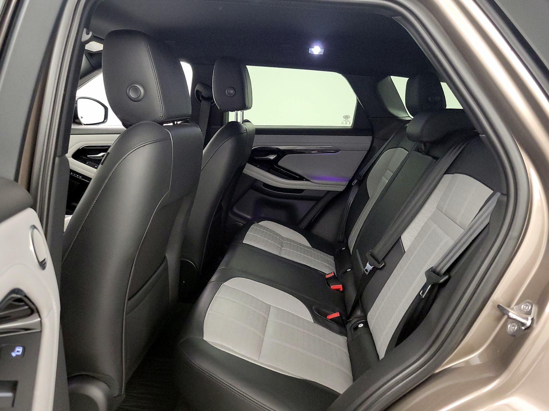 Thumbnail: 2020 Land Rover Range Rover Evoque - 20