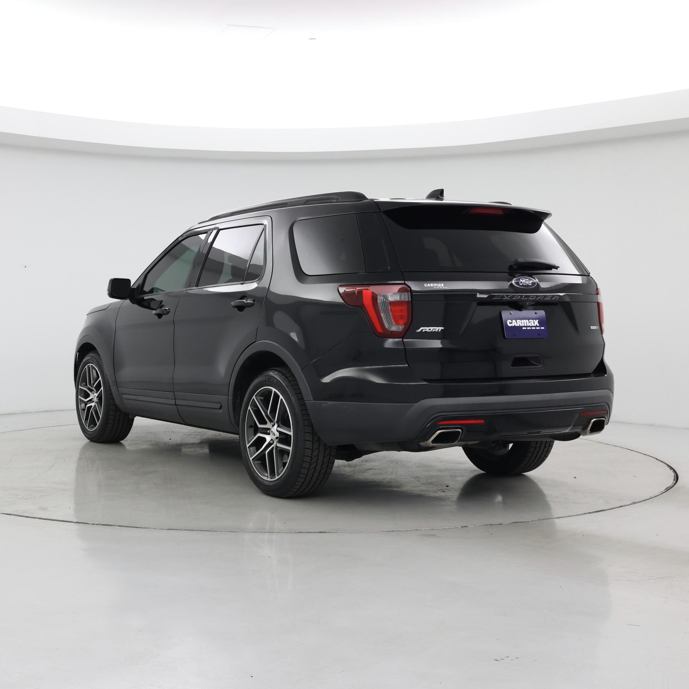 Thumbnail: 2016 Ford Explorer - 2