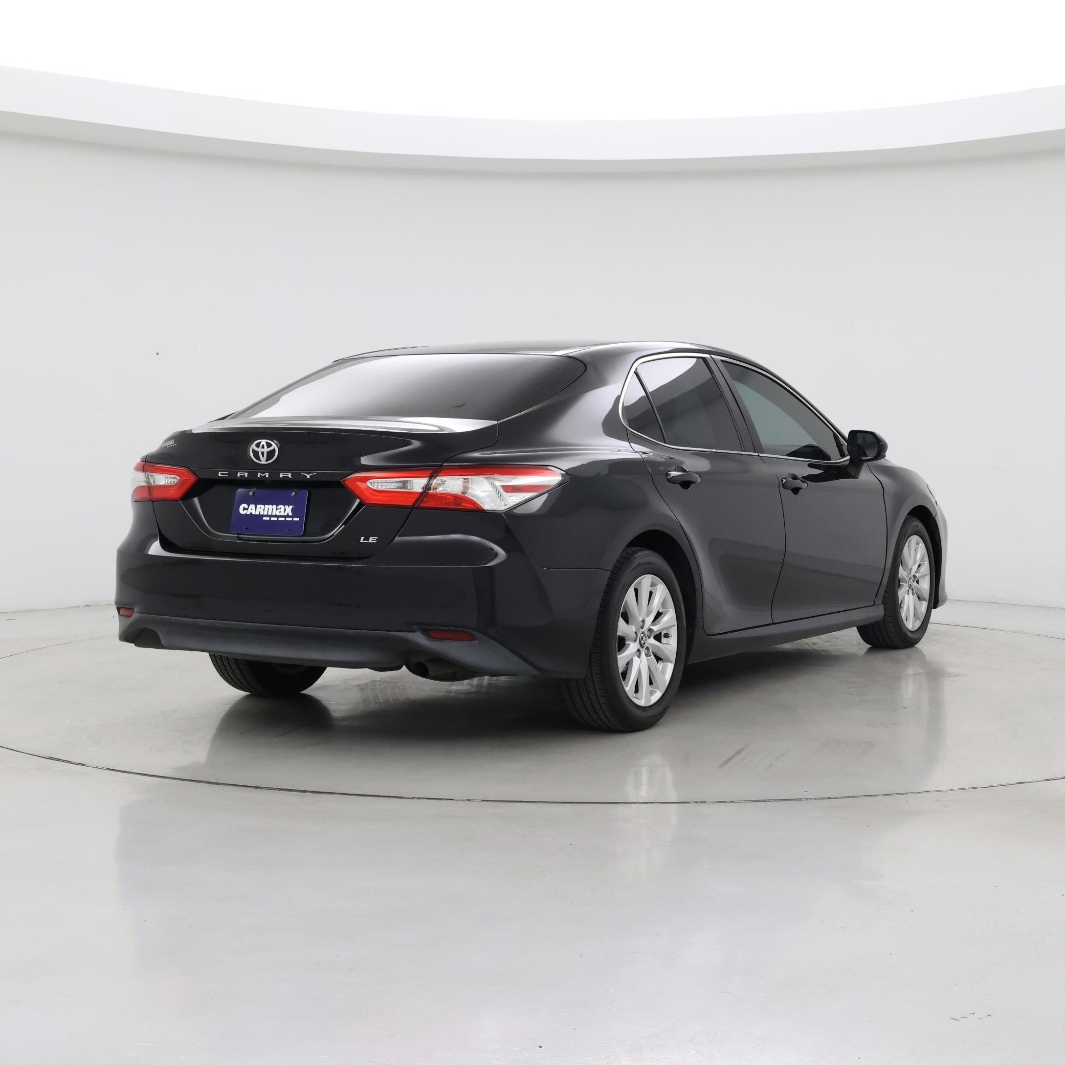 Thumbnail: 2018 Toyota Camry - 8