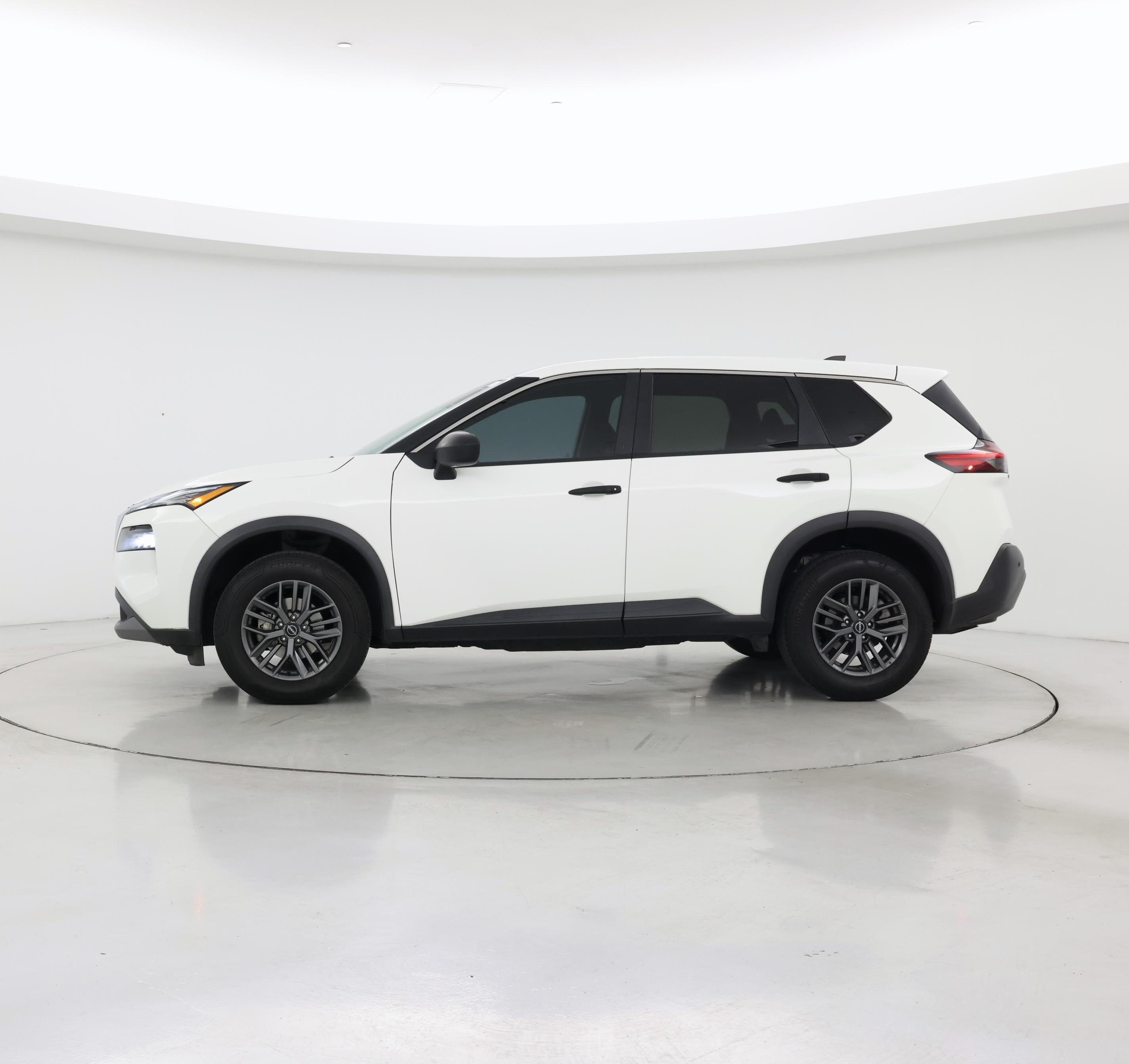 Thumbnail: 2023 Nissan Rogue - 3