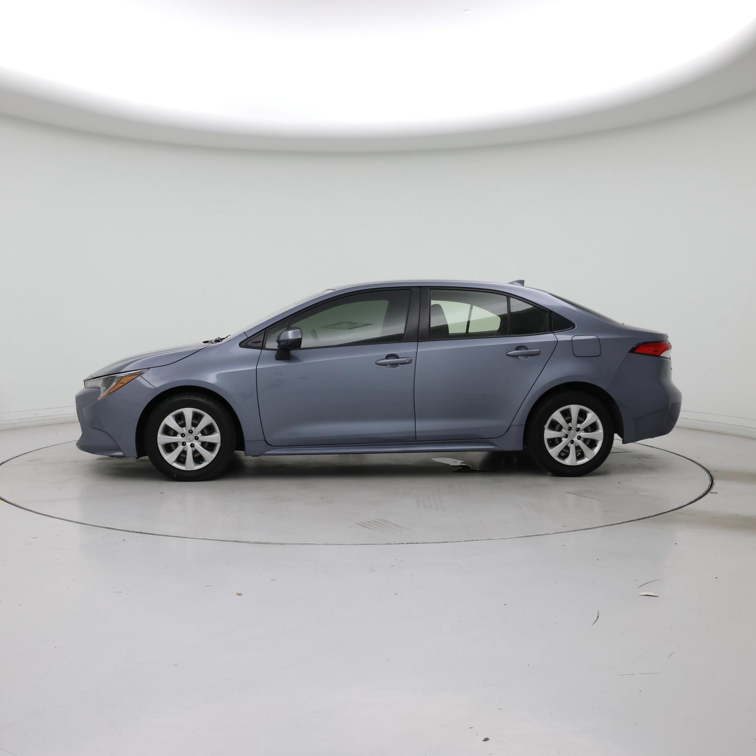 Thumbnail: 2021 Toyota Corolla - 3