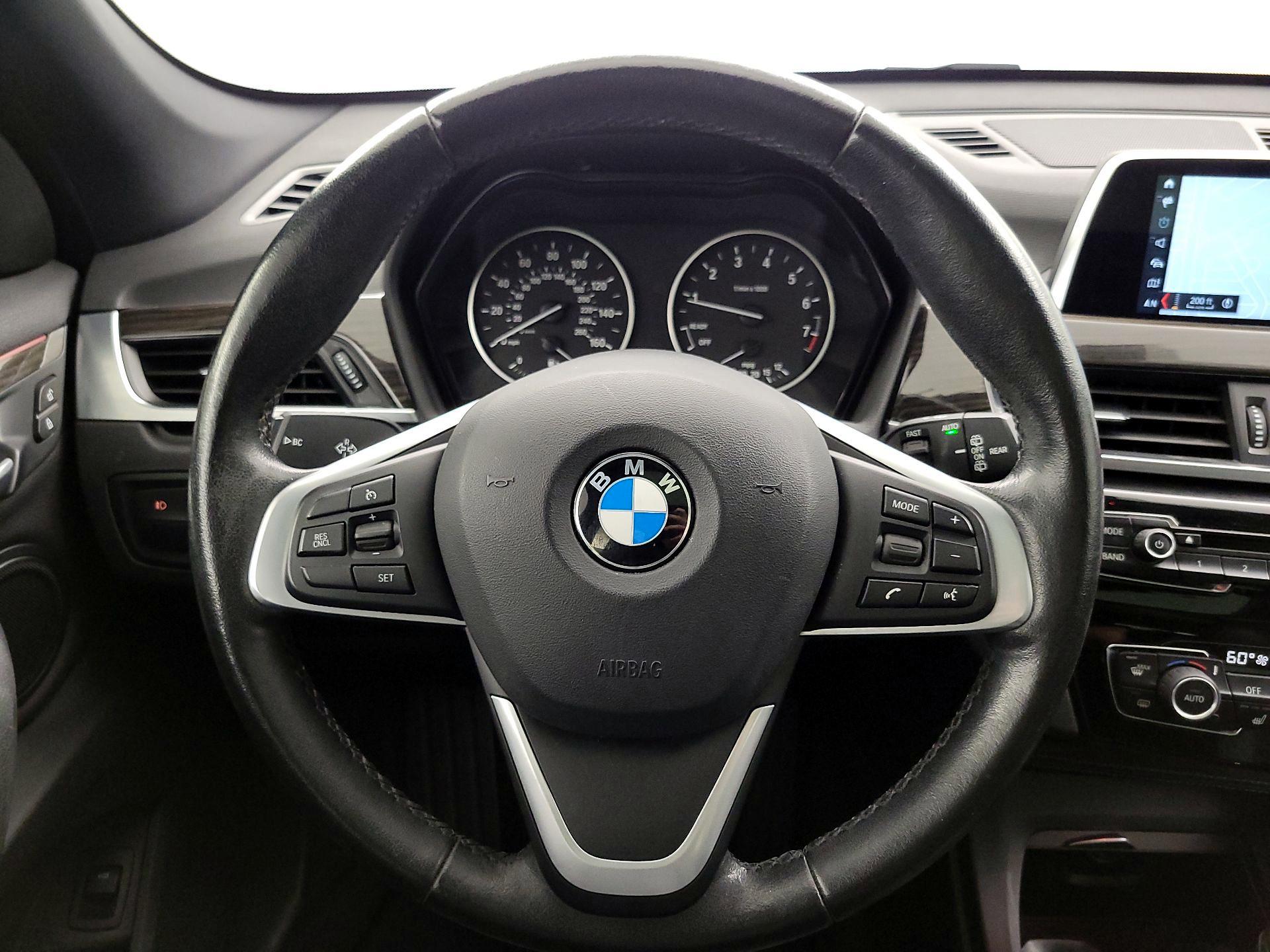 Thumbnail: 2018 BMW X1 - 10