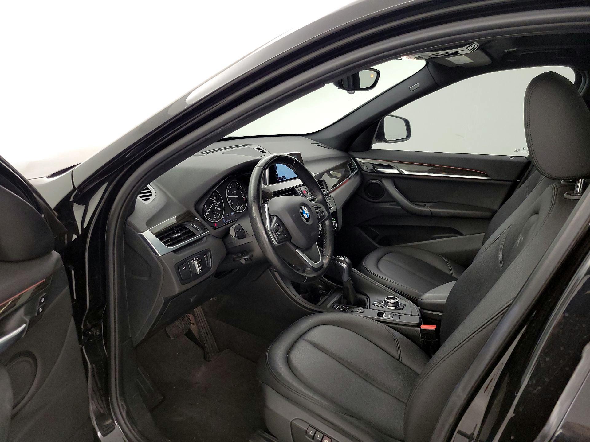 Thumbnail: 2018 BMW X1 - 11