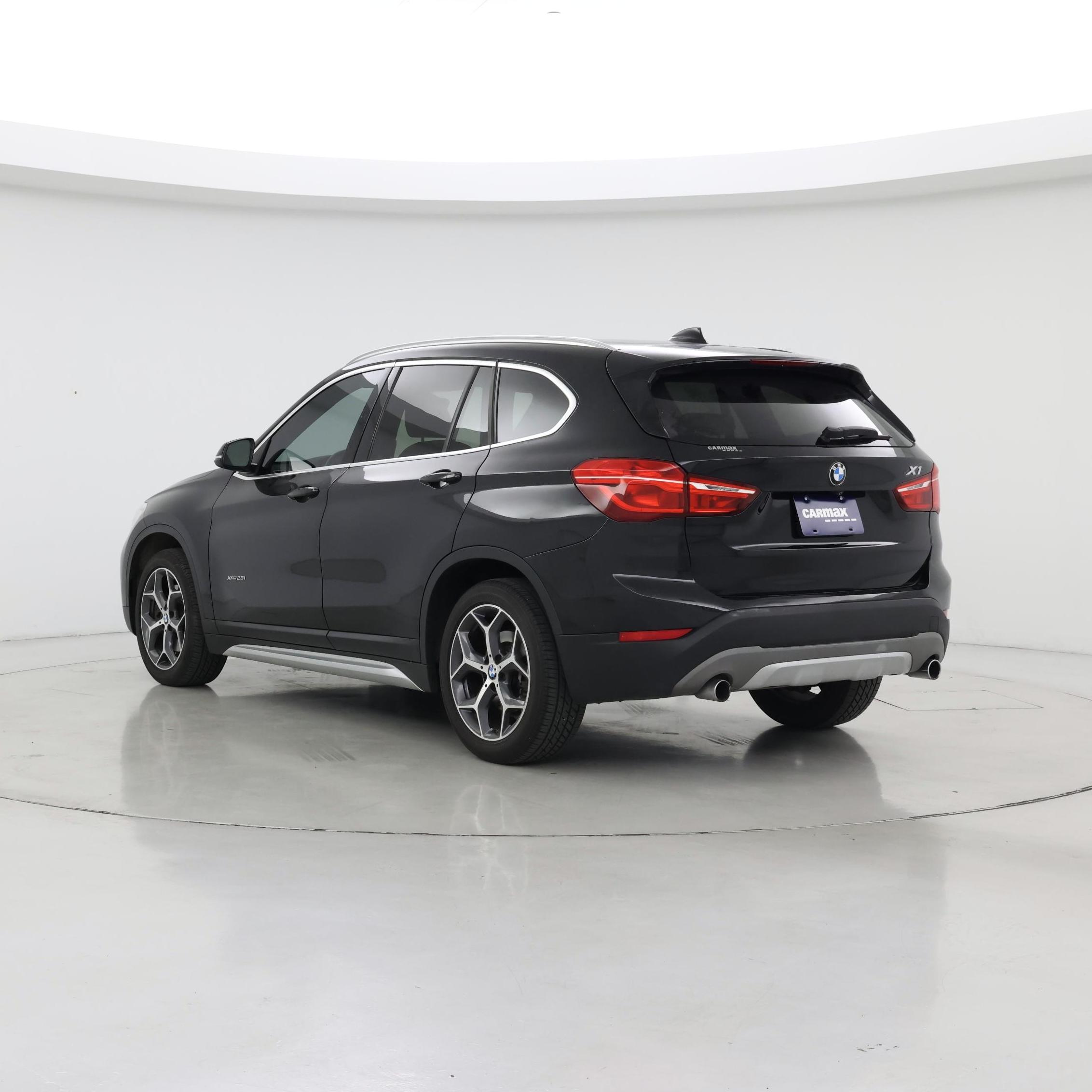 Thumbnail: 2018 BMW X1 - 2