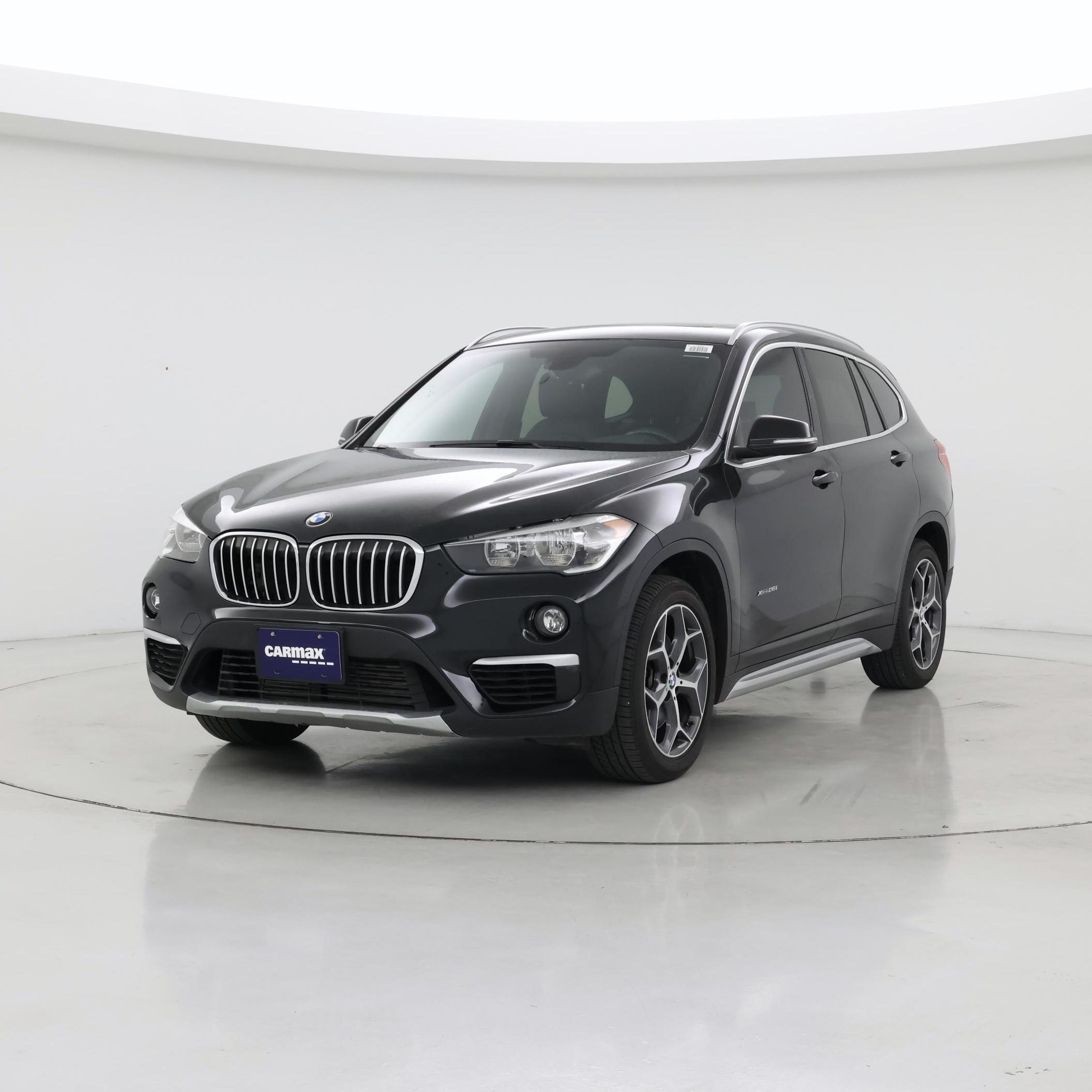 Thumbnail: 2018 BMW X1 - 4