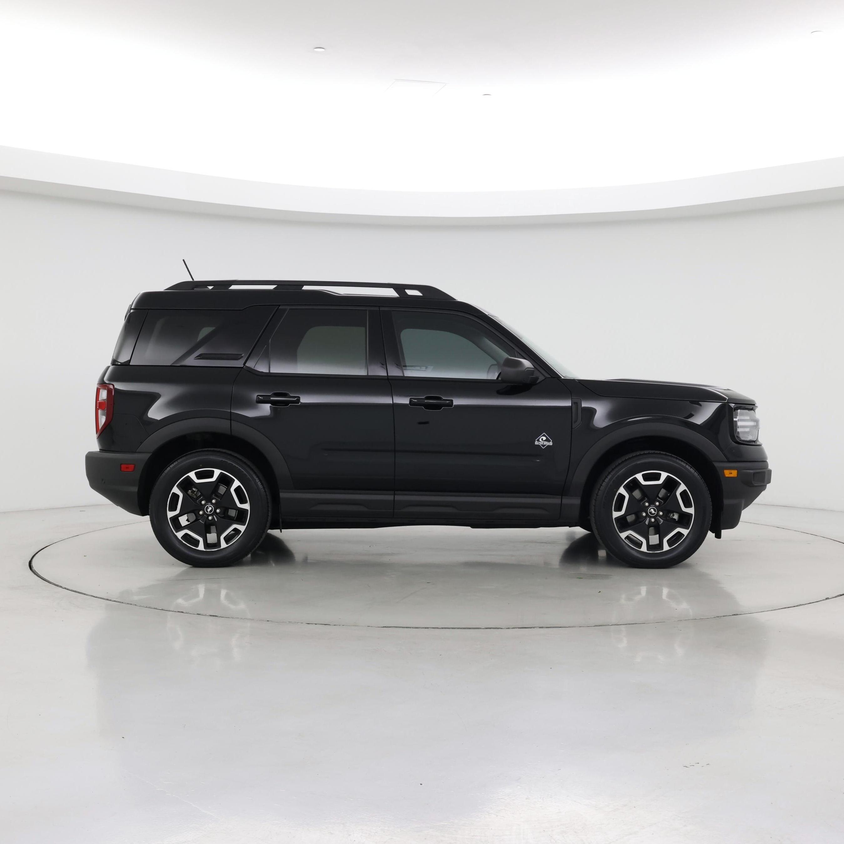 Thumbnail: 2022 Ford Bronco Sport - 7