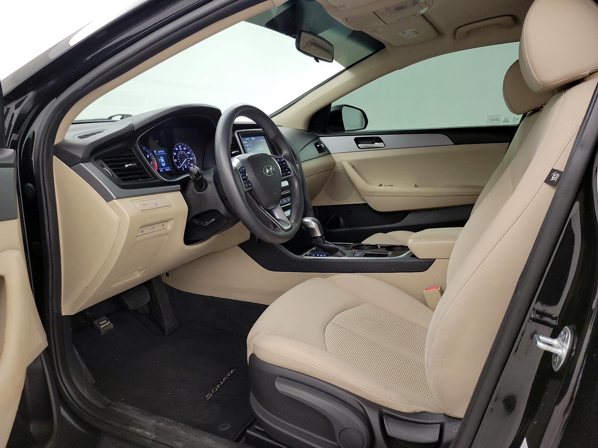 Thumbnail: 2019 Hyundai Sonata - 11