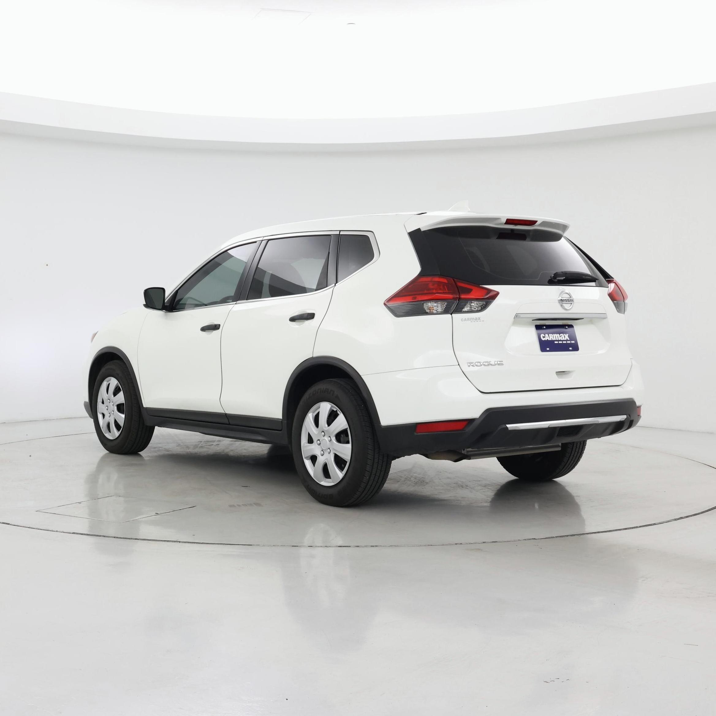 Thumbnail: 2017 Nissan Rogue - 2