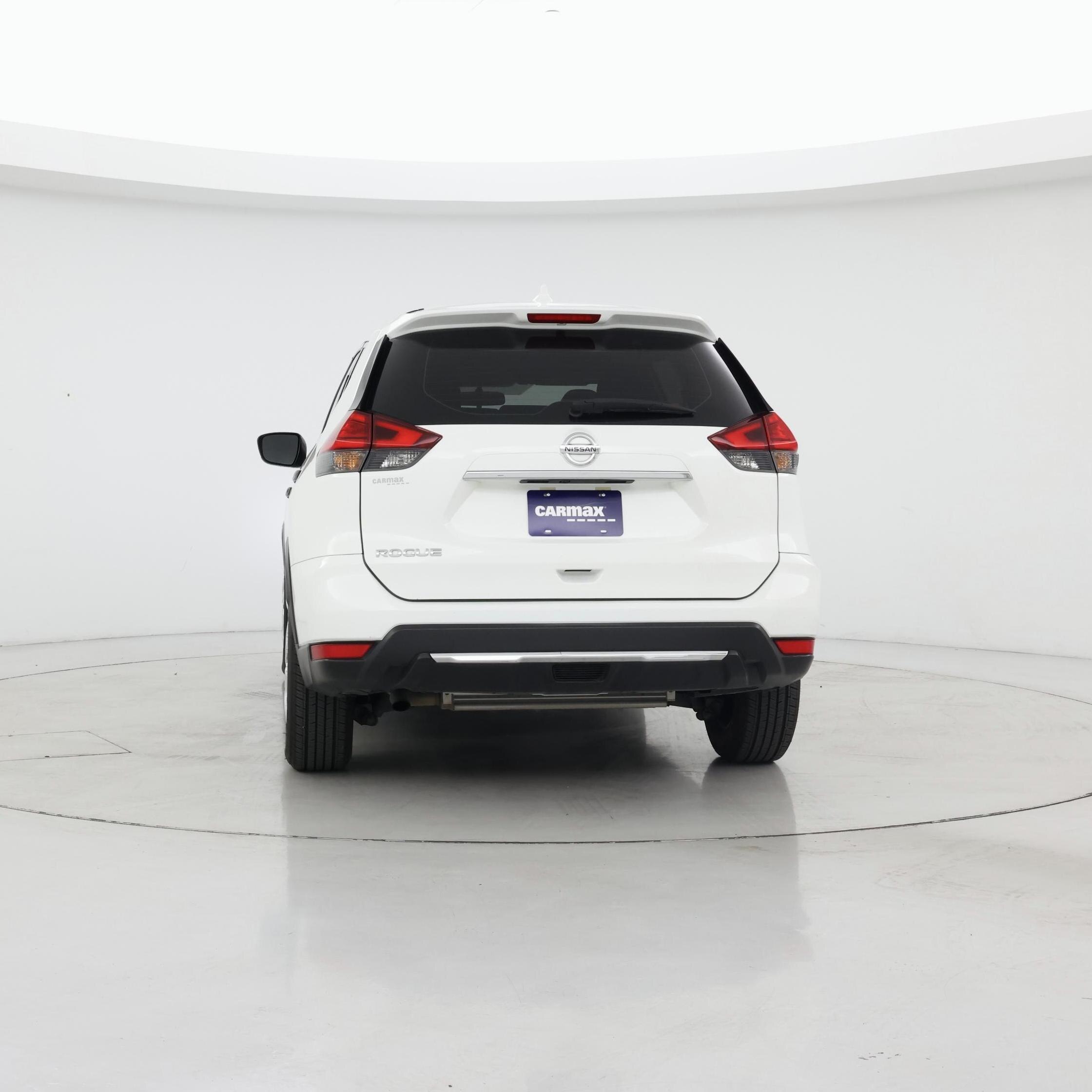 Thumbnail: 2017 Nissan Rogue - 6