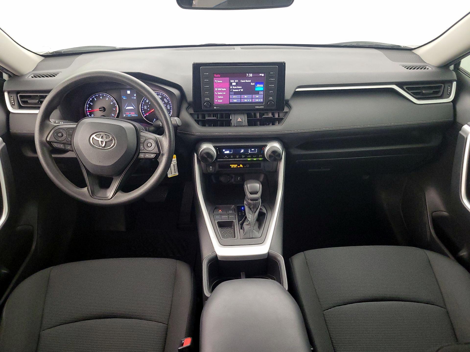 Thumbnail: 2022 Toyota RAV4 - 9