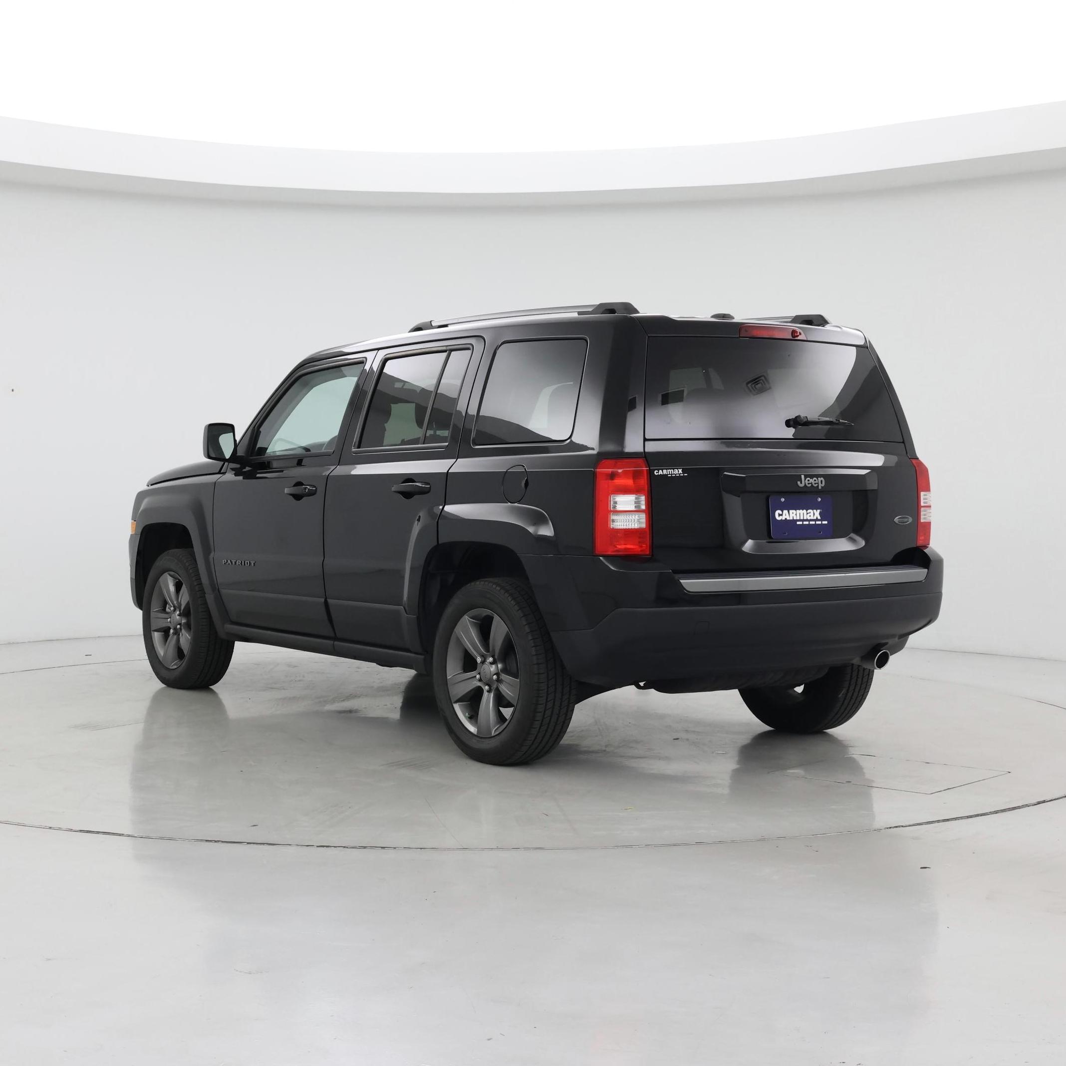 Thumbnail: 2017 Jeep Patriot - 2