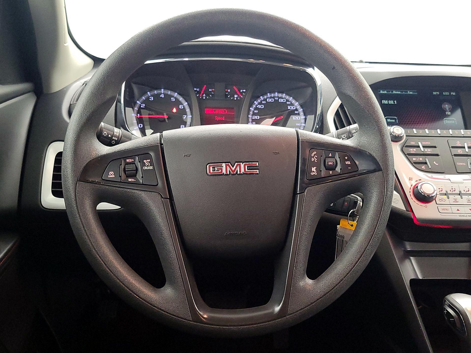 Thumbnail: 2015 GMC Terrain - 10