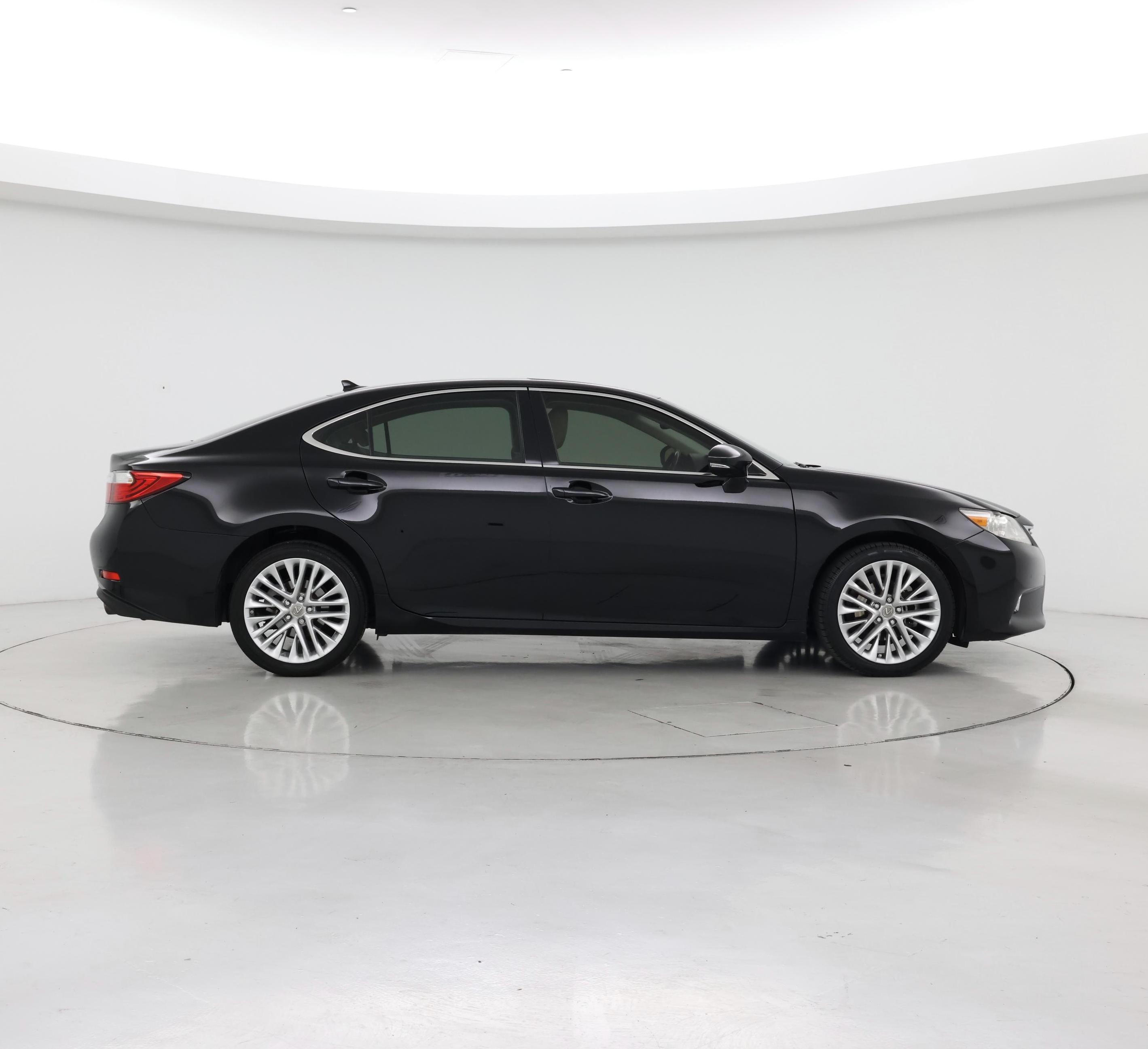 Thumbnail: 2013 Lexus ES - 7