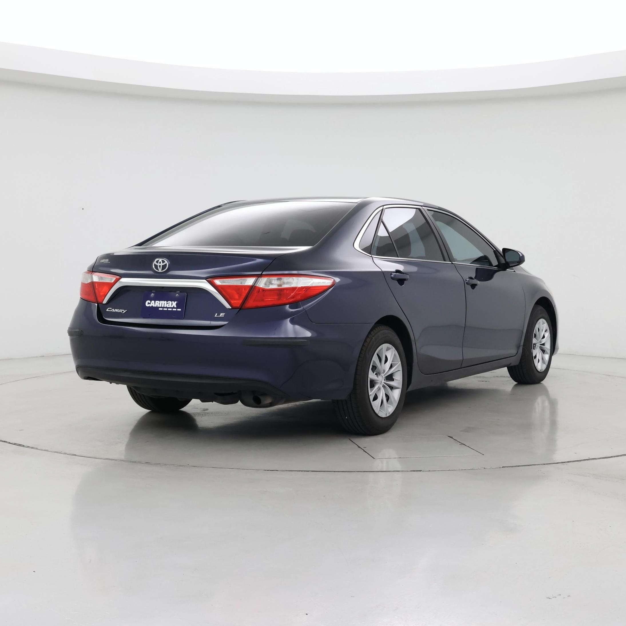 Thumbnail: 2017 Toyota Camry - 8