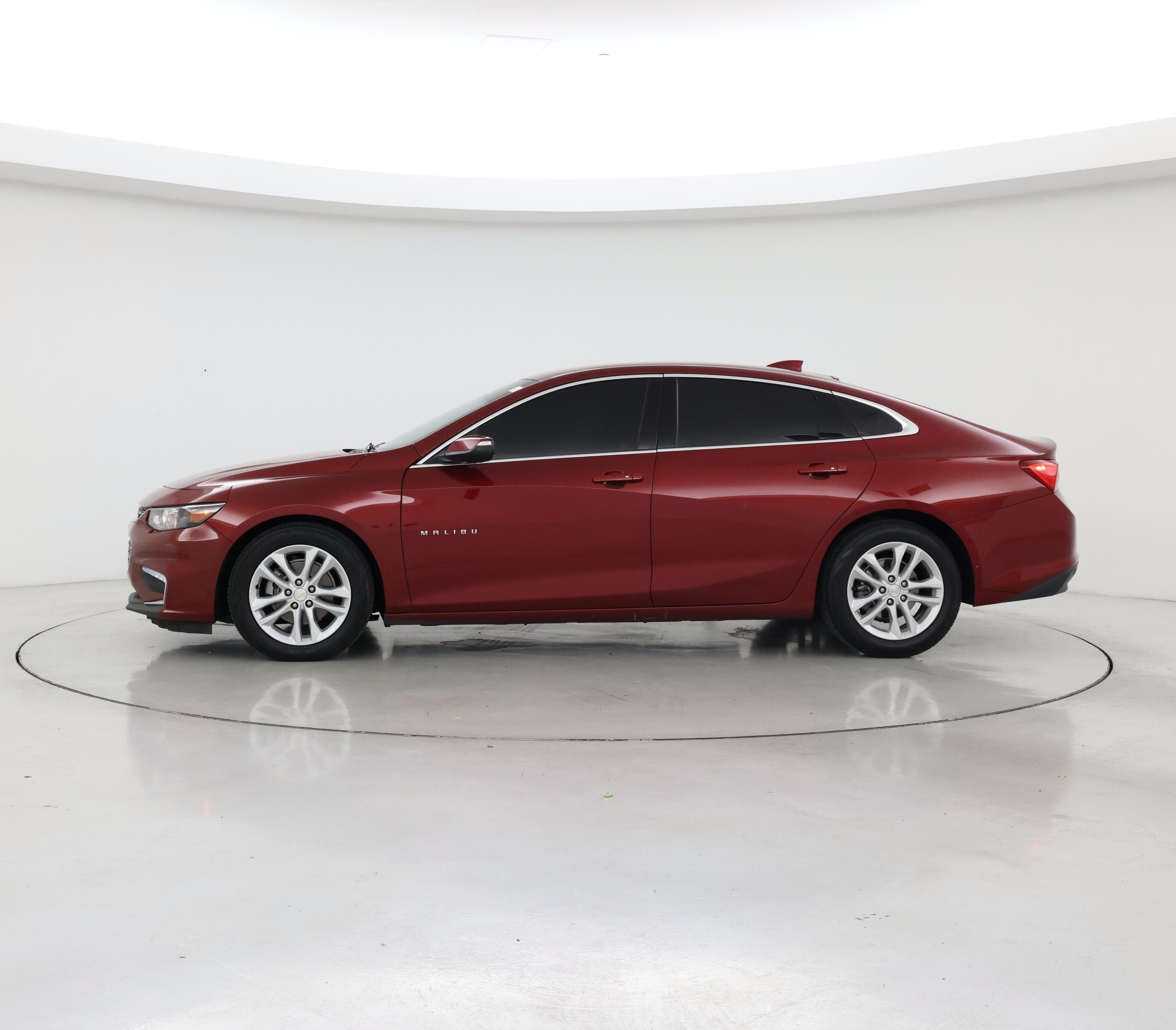 Thumbnail: 2017 Chevrolet Malibu - 3