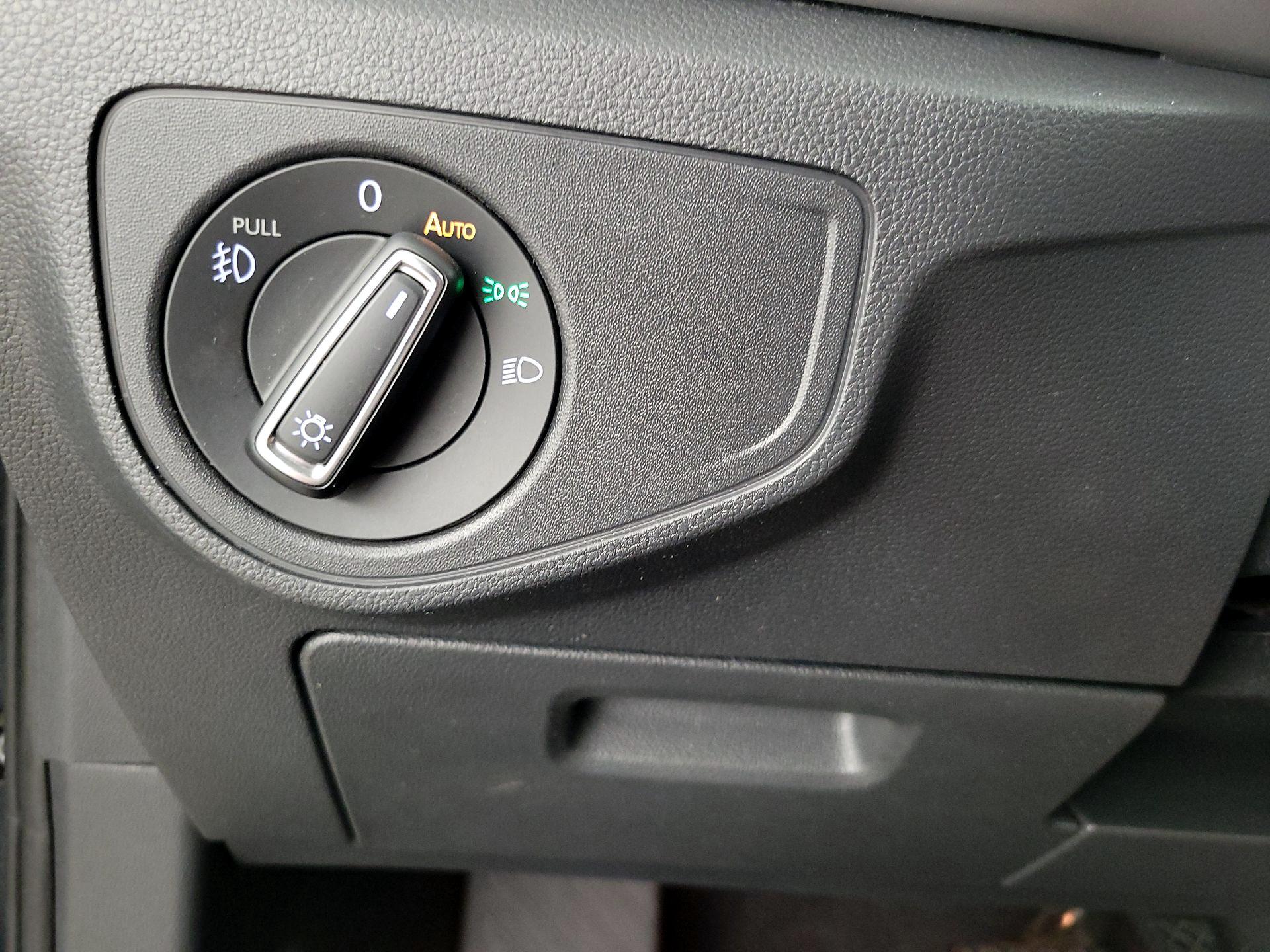 Thumbnail: 2019 Volkswagen Atlas - 13