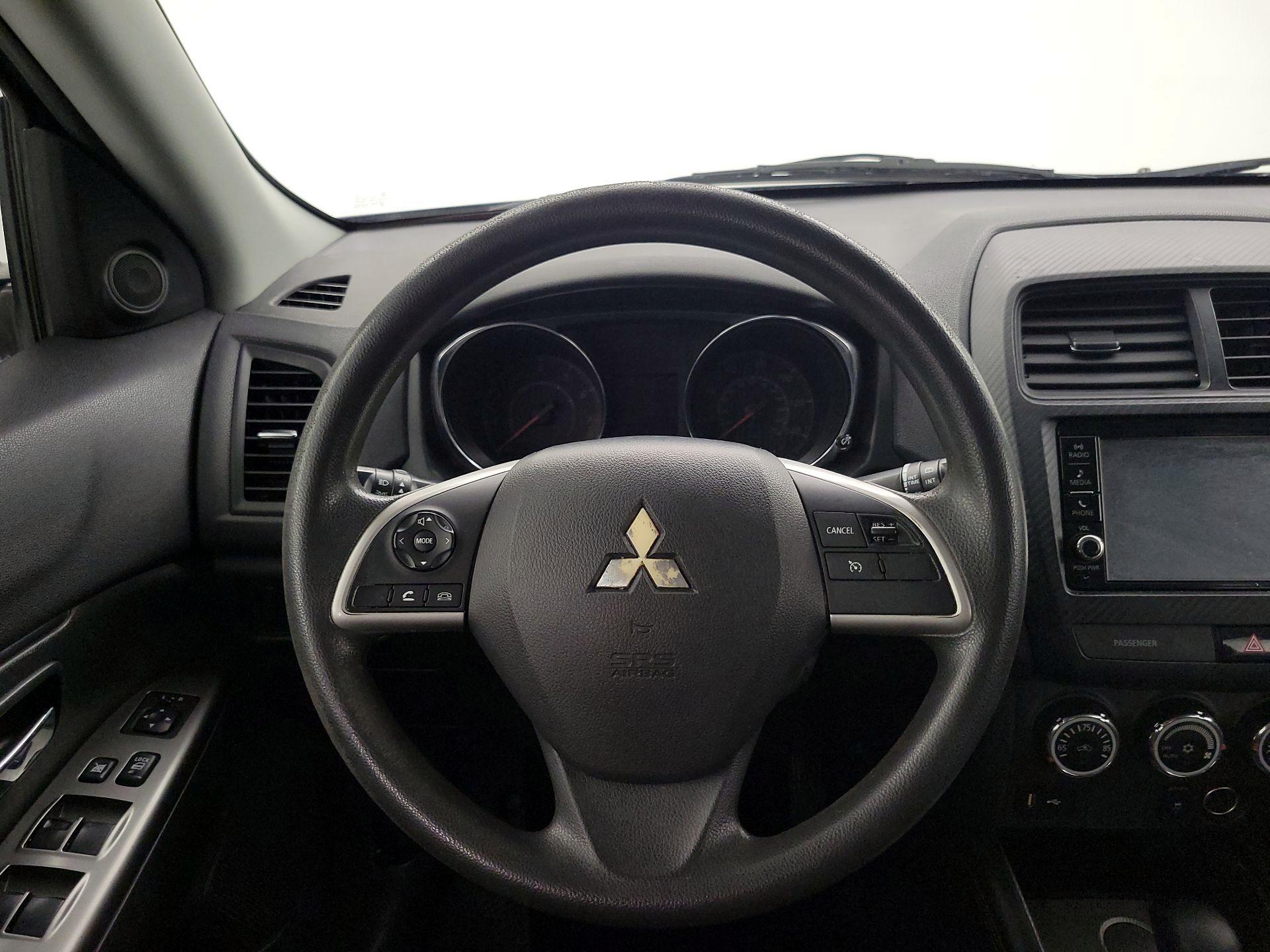Thumbnail: 2018 Mitsubishi Outlander Sport - 10